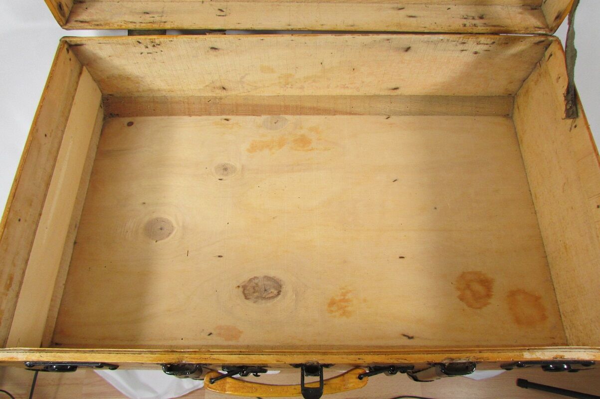 Suitcase, old wooden trunk