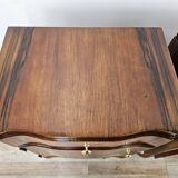 Art Decò bedside tables in walnut burl with brass knobs