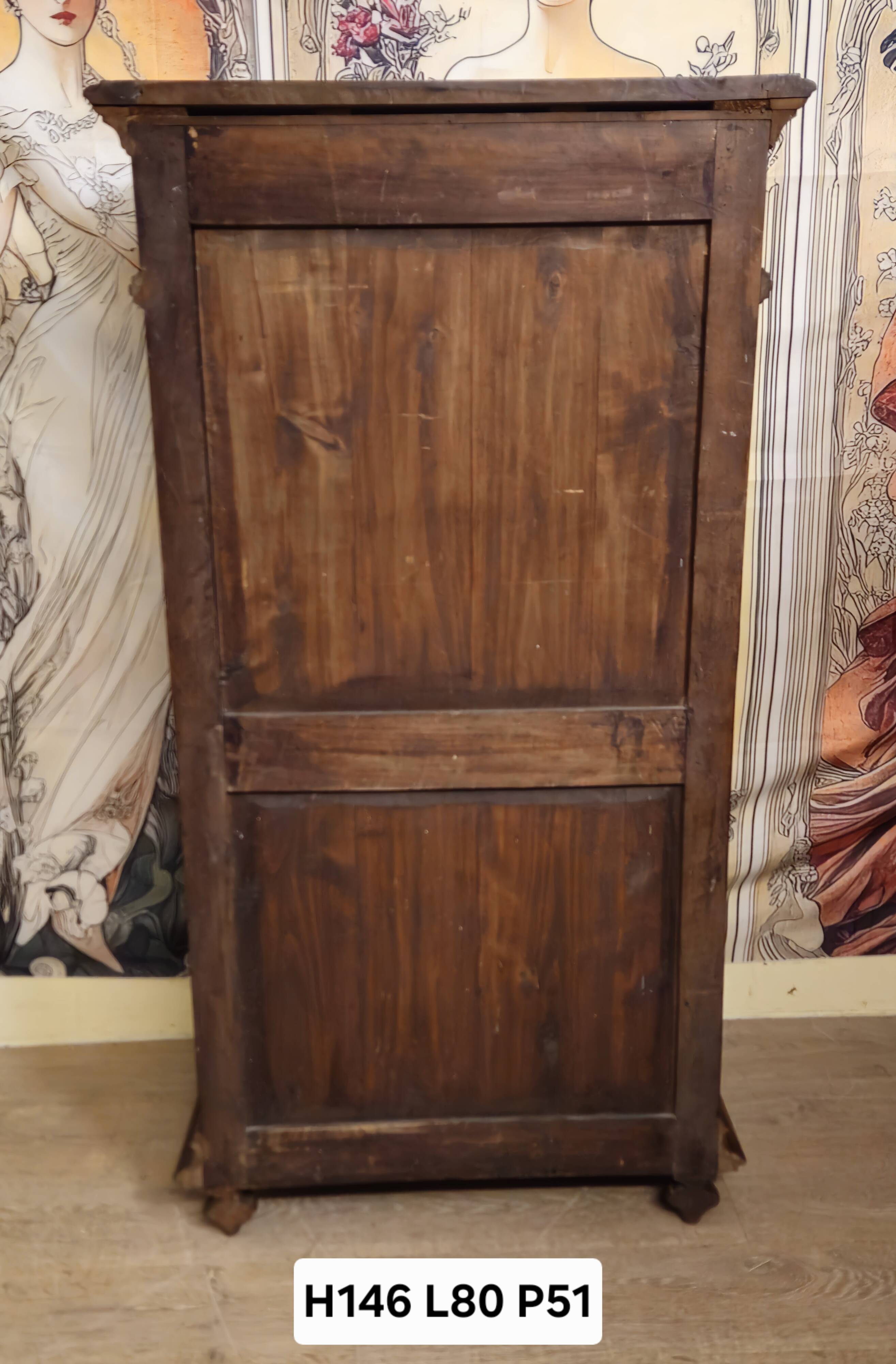 Chest of drawers / chiffonnier in solid walnut, Napoleonic III period – 19th century