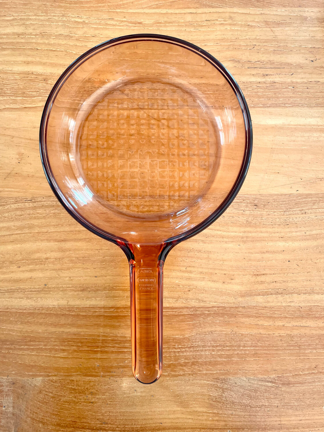 Vintage smoked glass pan Vision Ariel Corning France