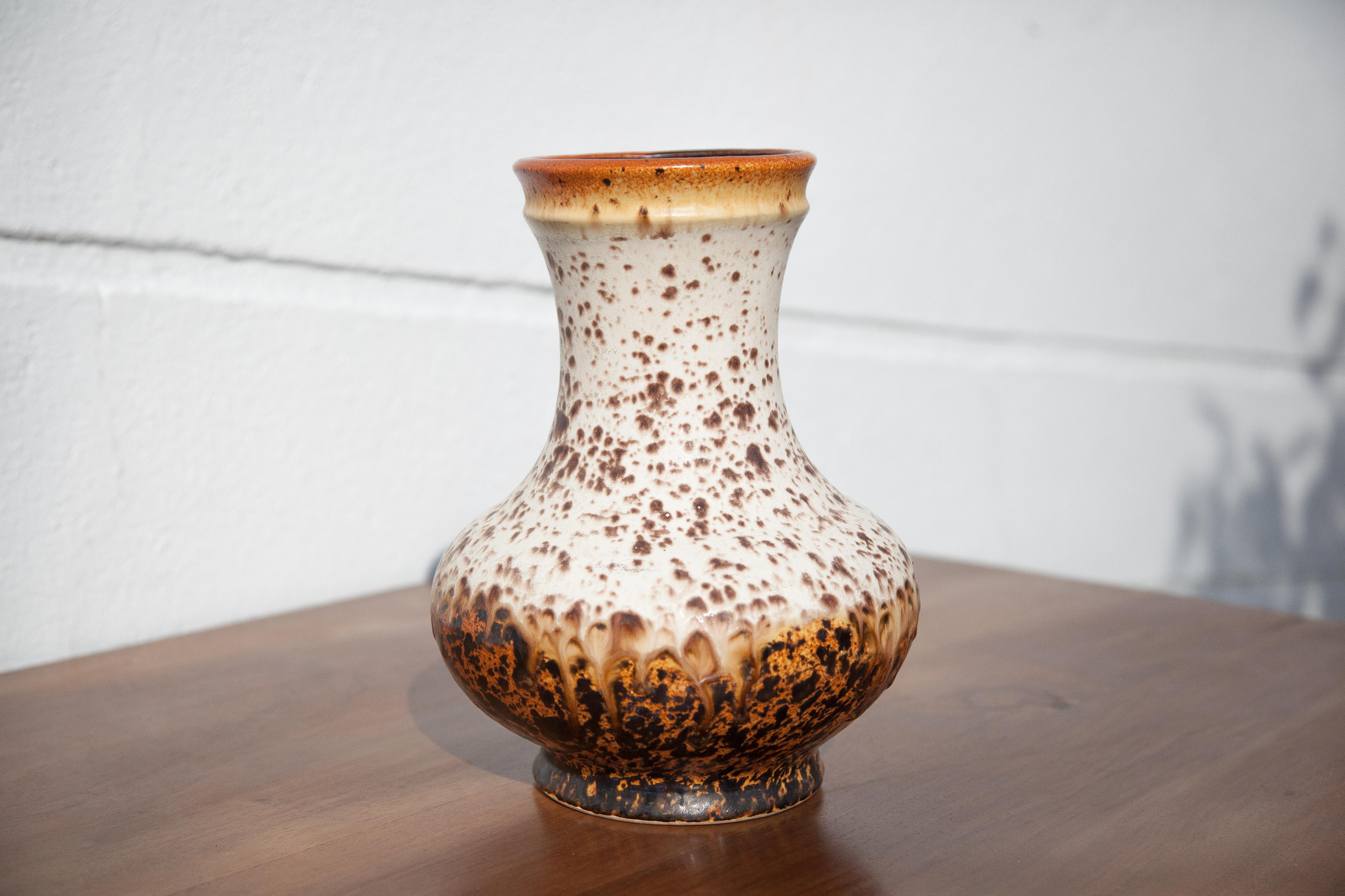 Ceramic vase 528-26 Uebelacker u-keramik, west germany