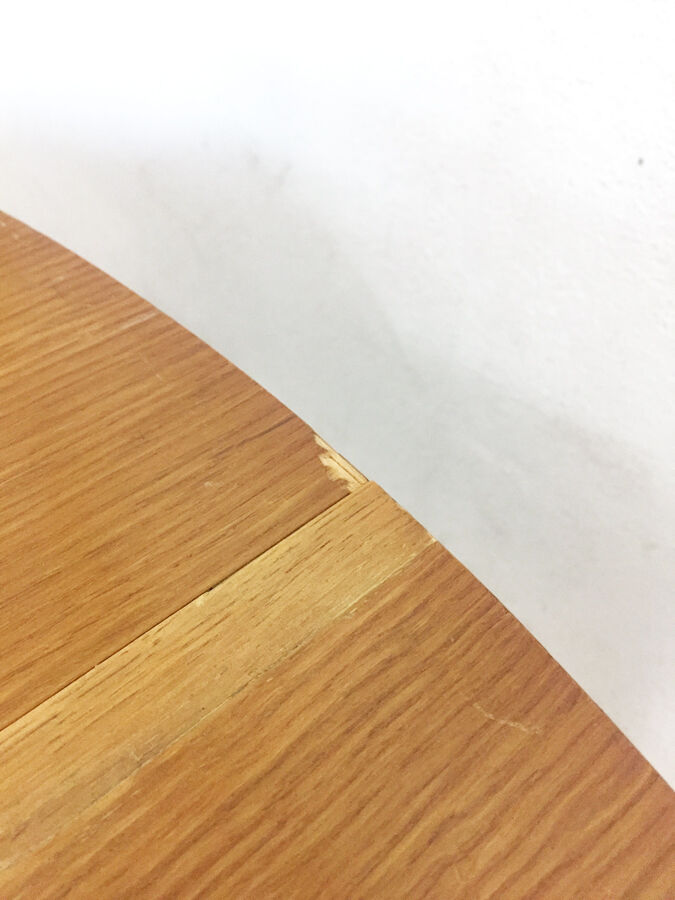 Table round feet compass, 1960