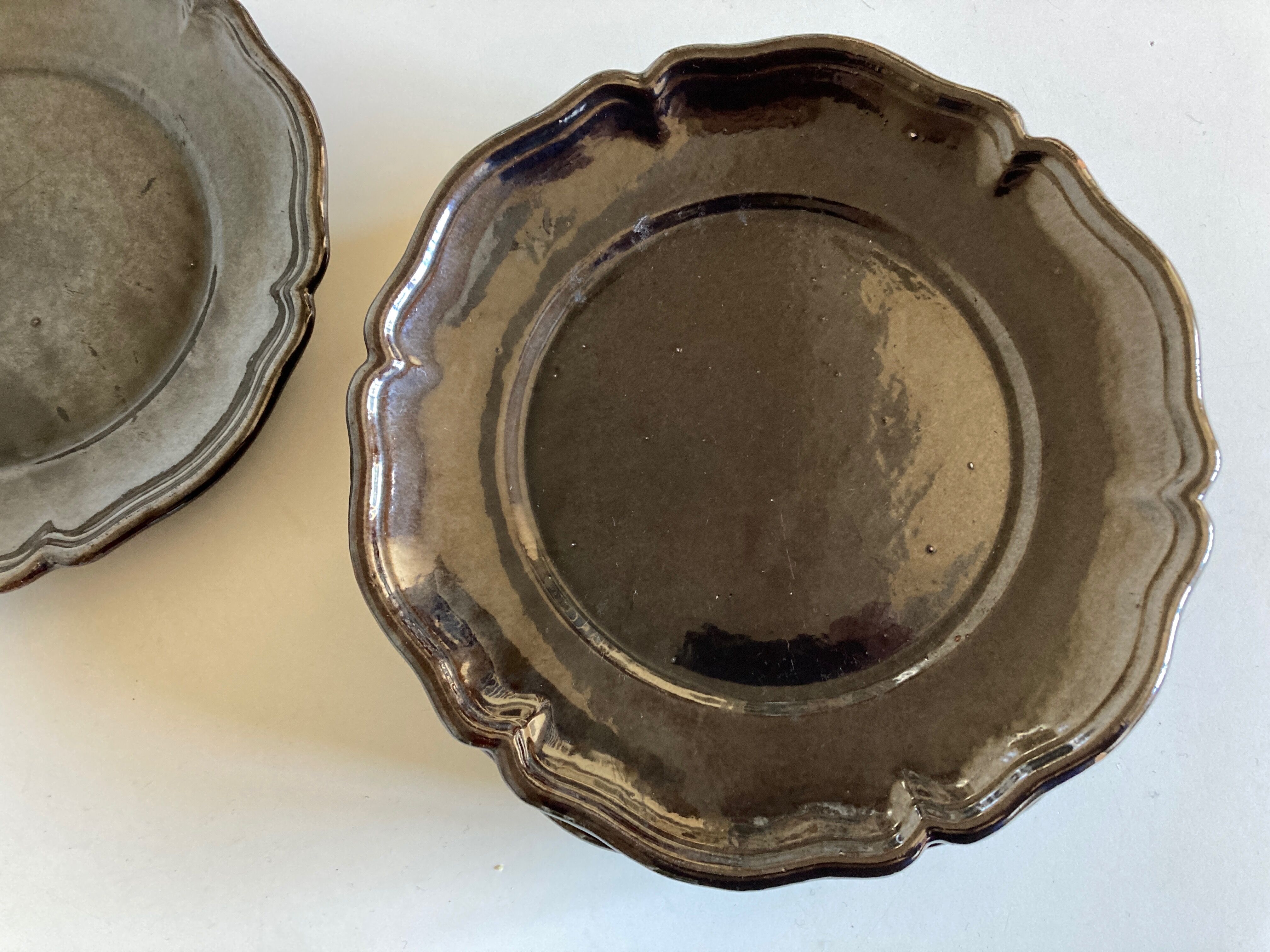 Set of 5 plates with godrons in glazed earth from Biot 1970