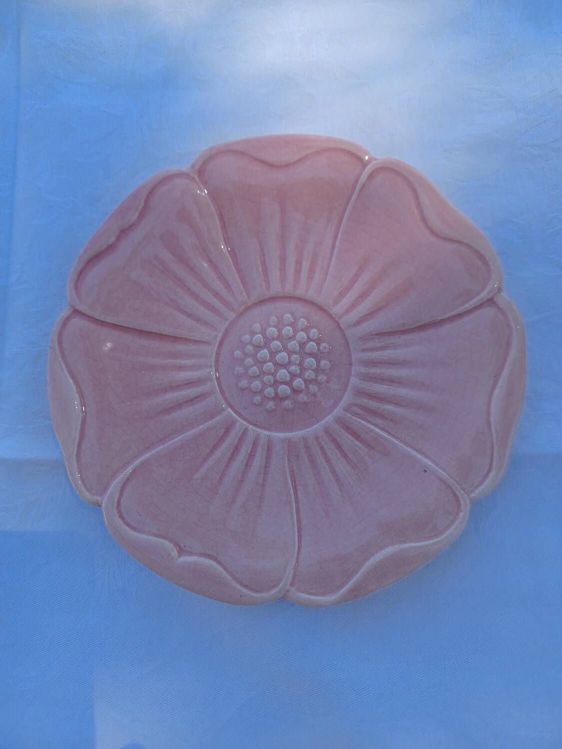 Déjeuner en forme de fleur rose