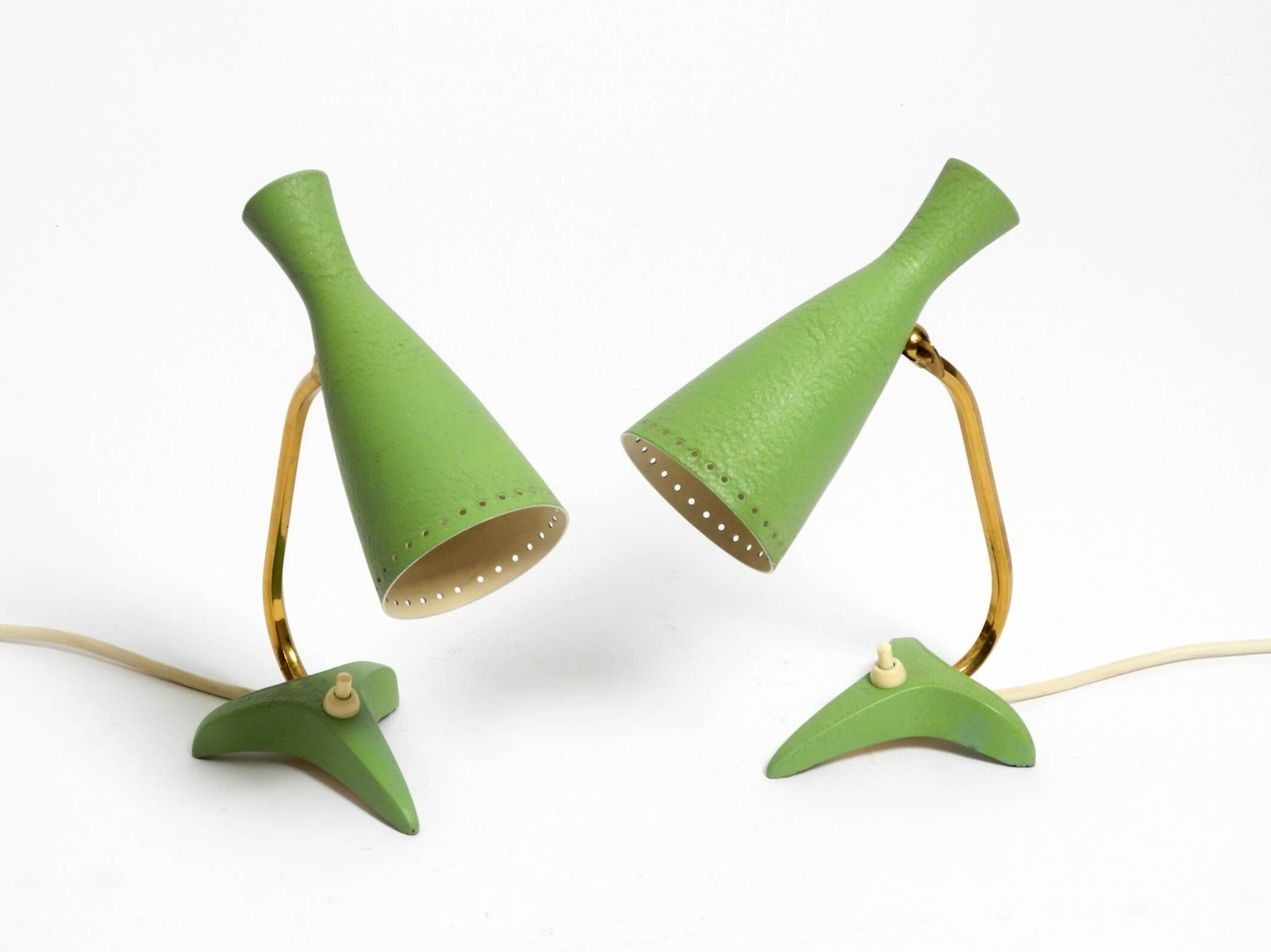 Pair of beautiful green Mid Century Modern Diabolo crow's foot table lamps