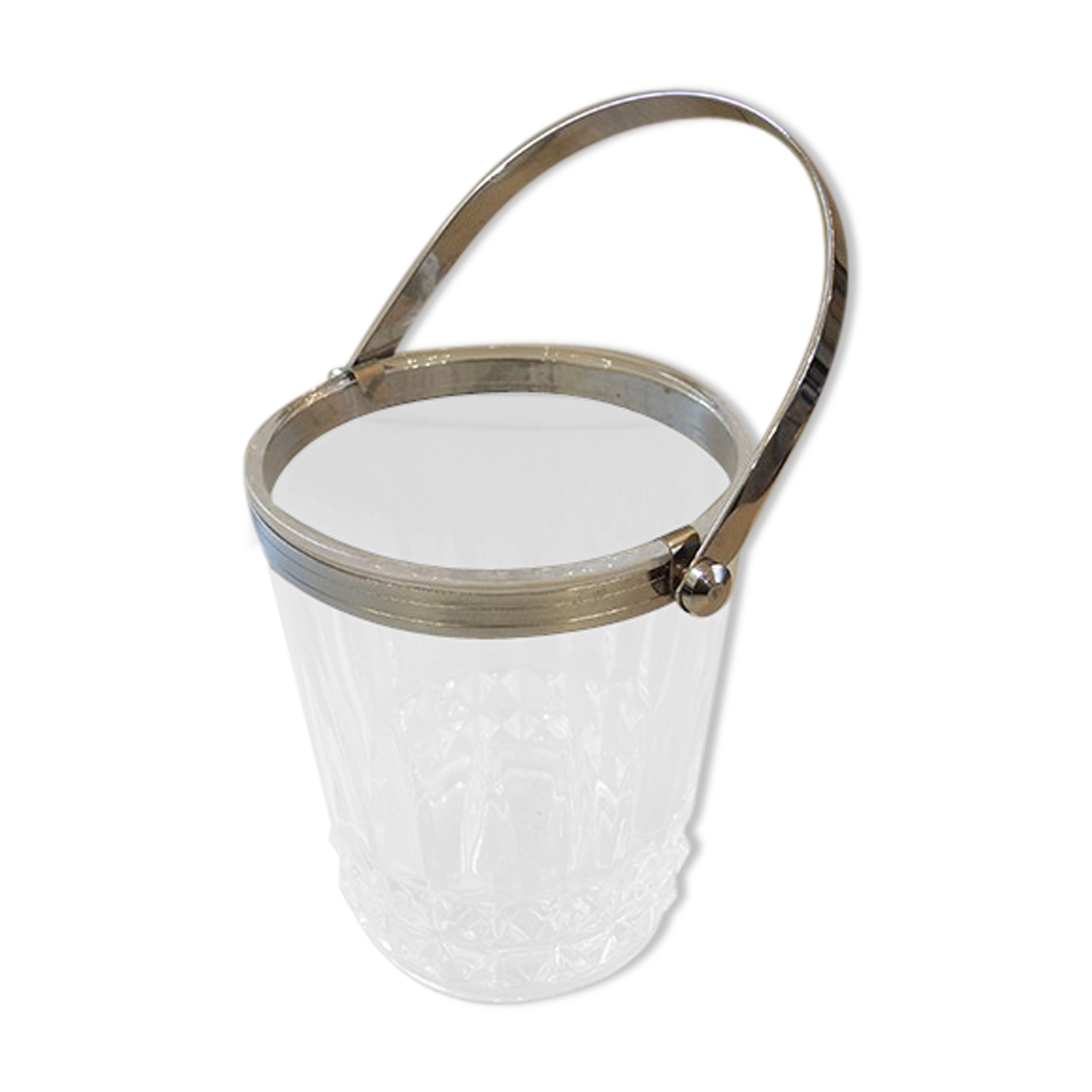 Former crystal and silver metal ice bucket