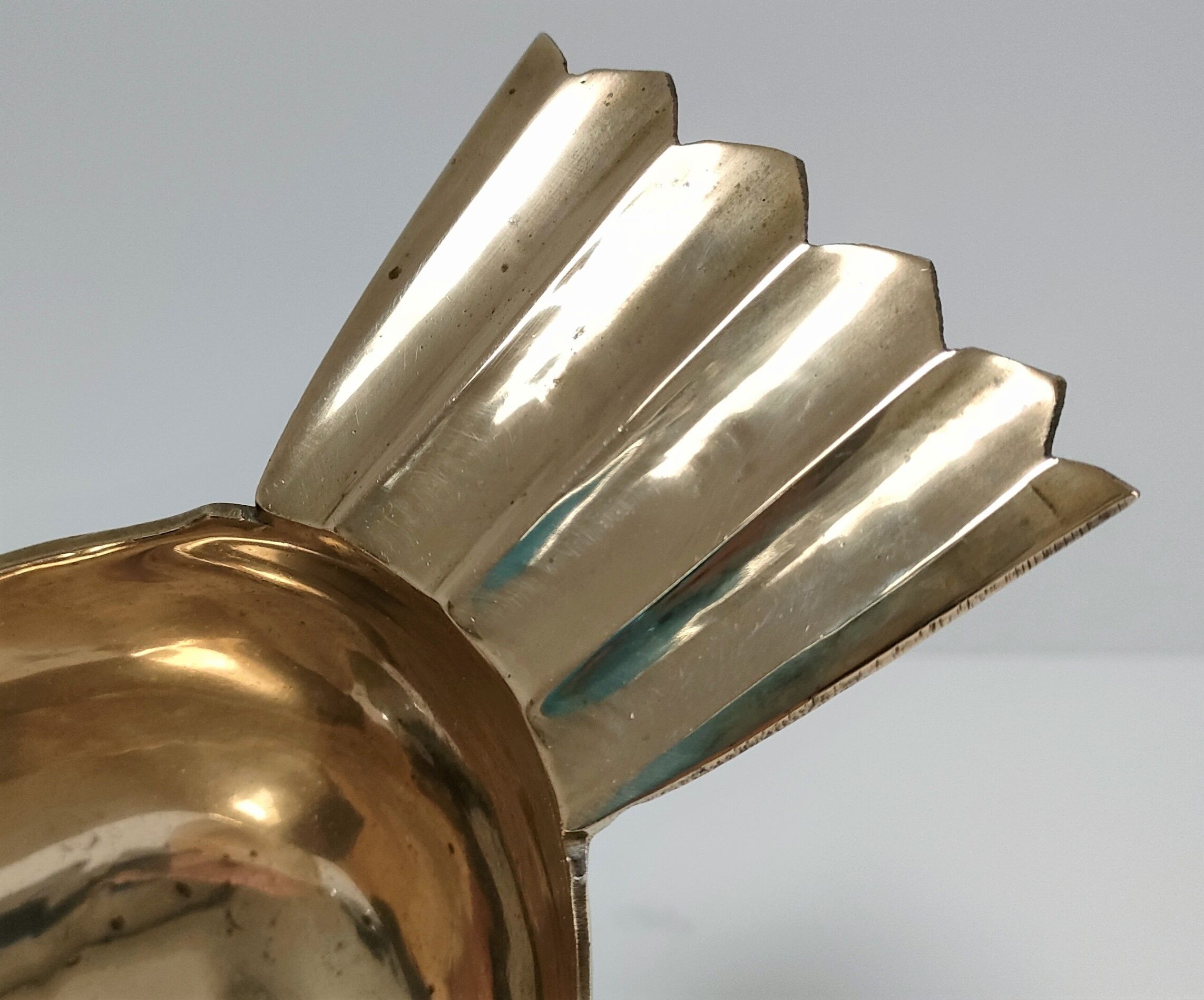 Zoomorphic cut brass bird 70s