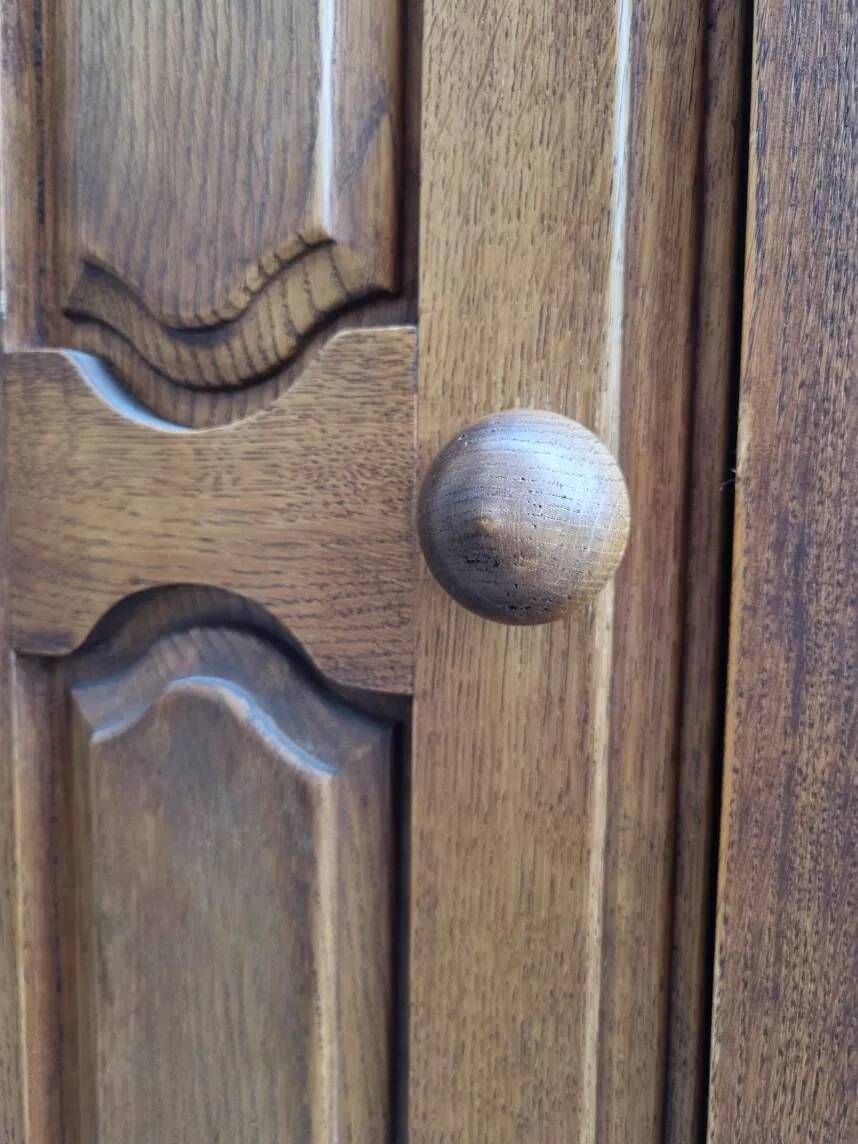 Small wardrobe with one door in solid oak - Guillerme and Chambron