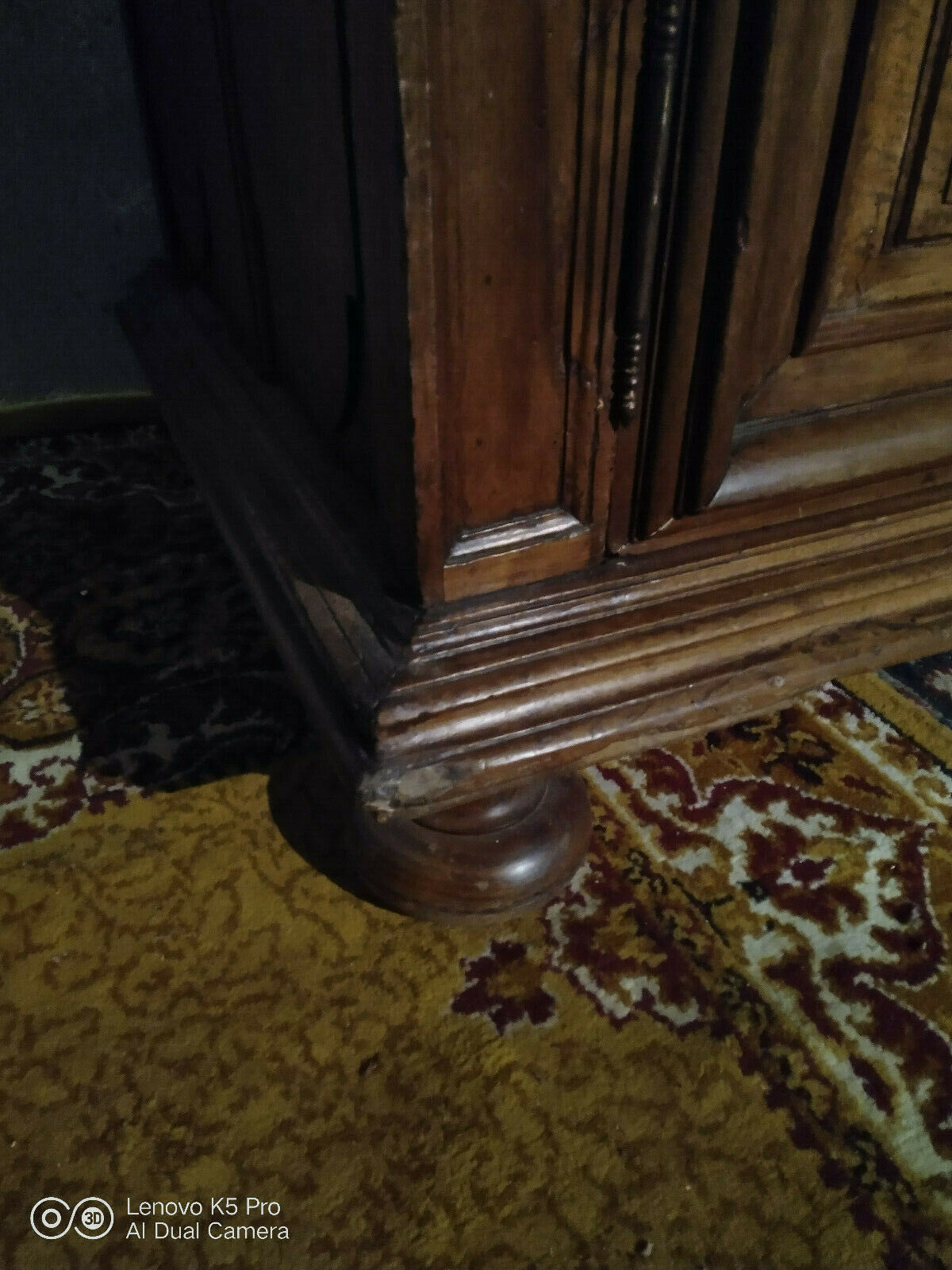 Buffet walnut period Louis XIII