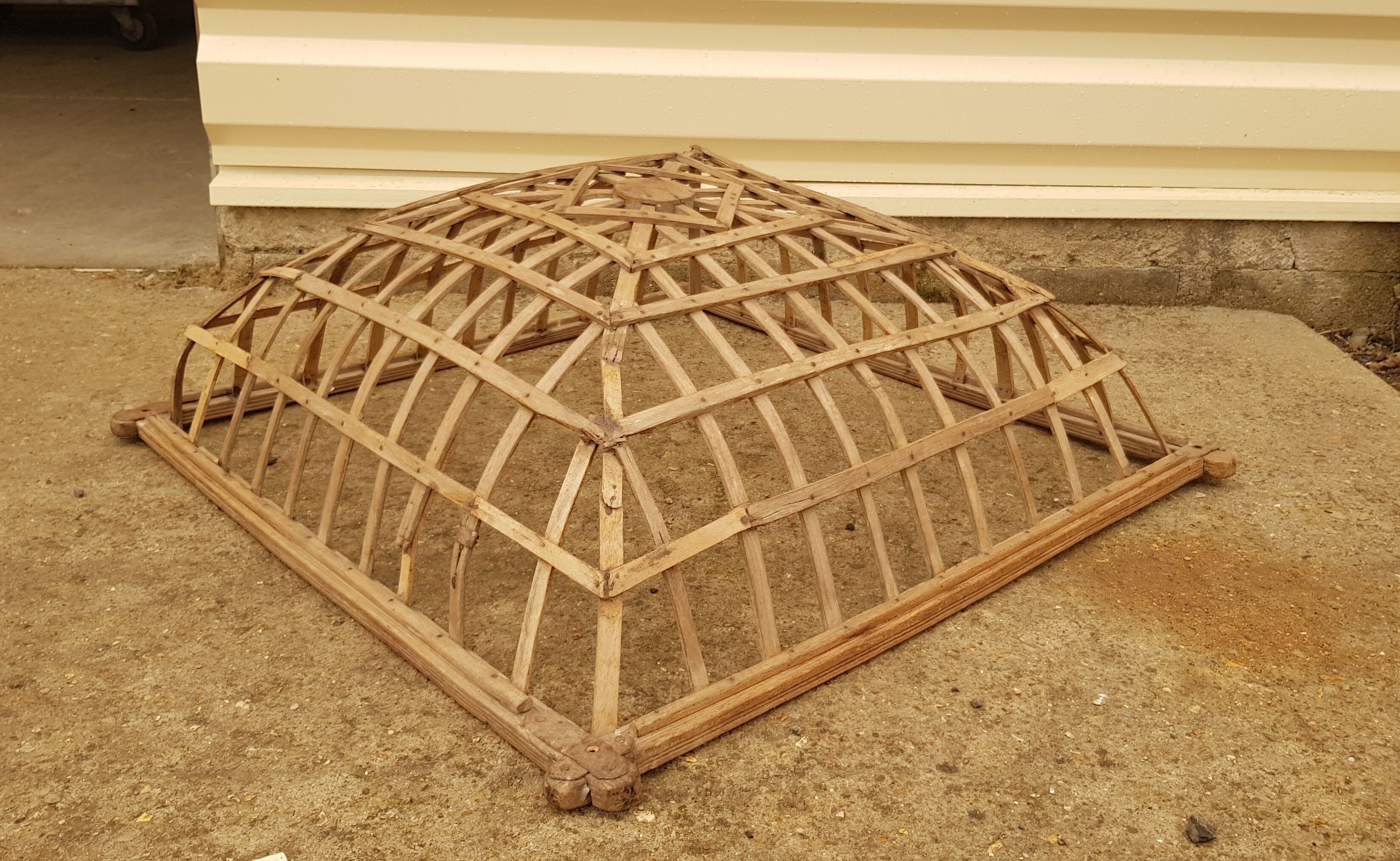 Old teak palanquin roof dome