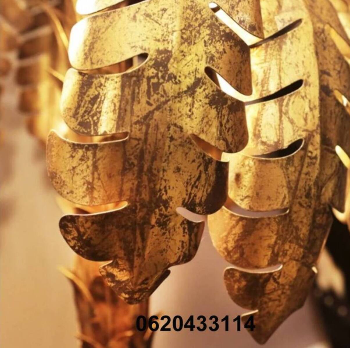 Palm tree floor lamp with 3 heads in gold metal