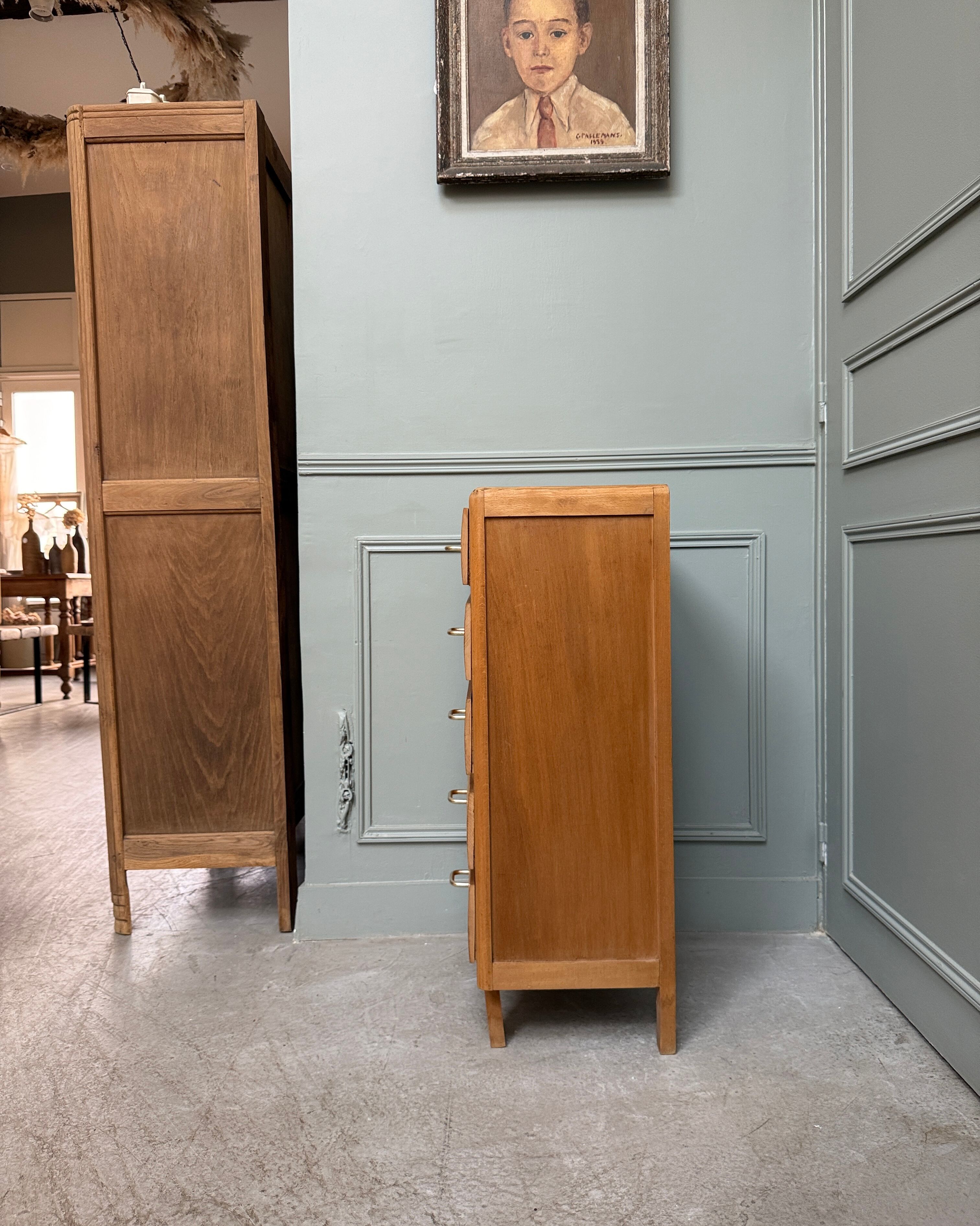 Commode vintage à 5 tiroirs (rénovée)