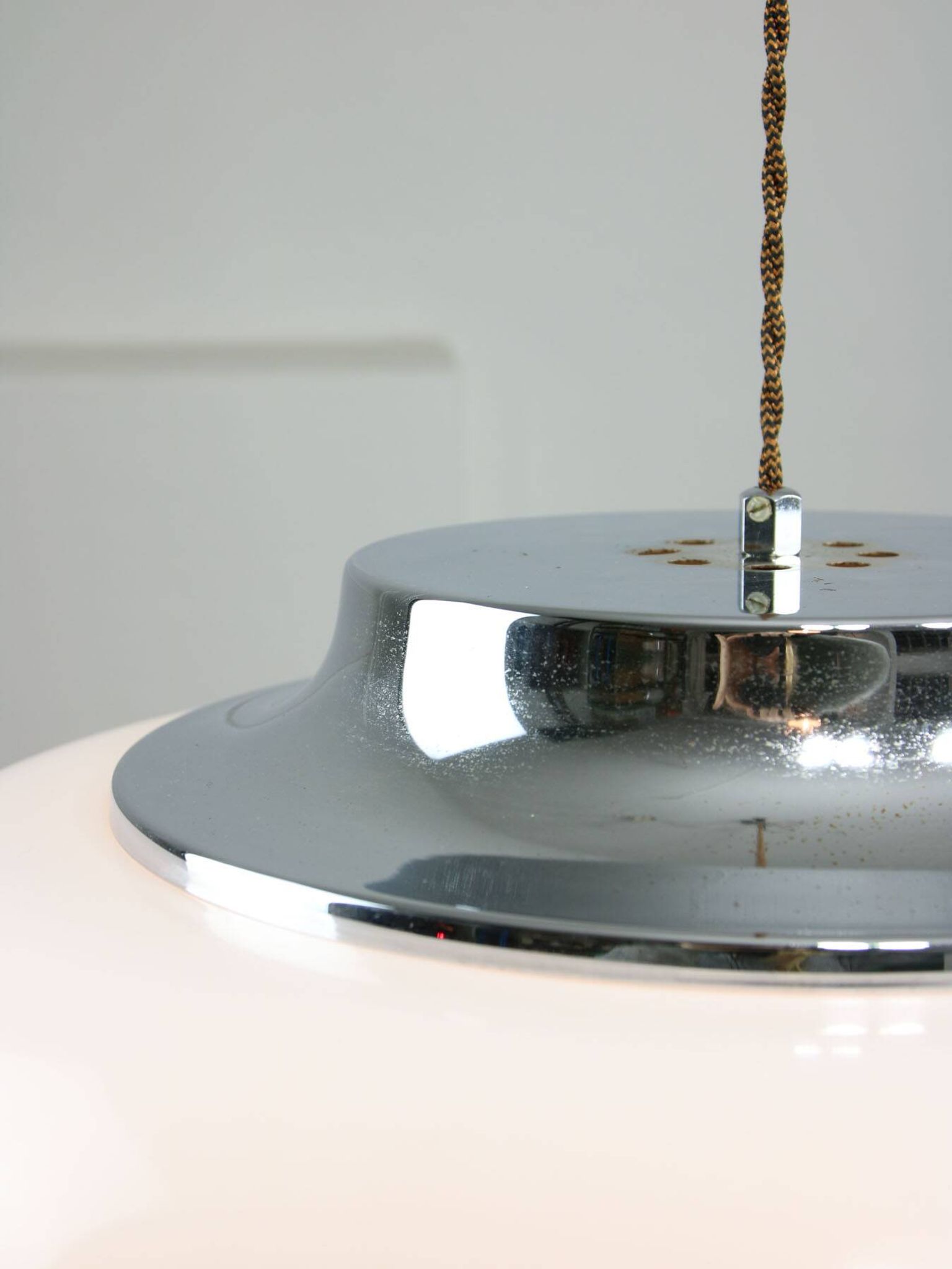 Grand lampadaire de l'ère spatiale de Guzzini, années 1960.
