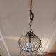 Suspension vintage en forme de cage à  oiseau