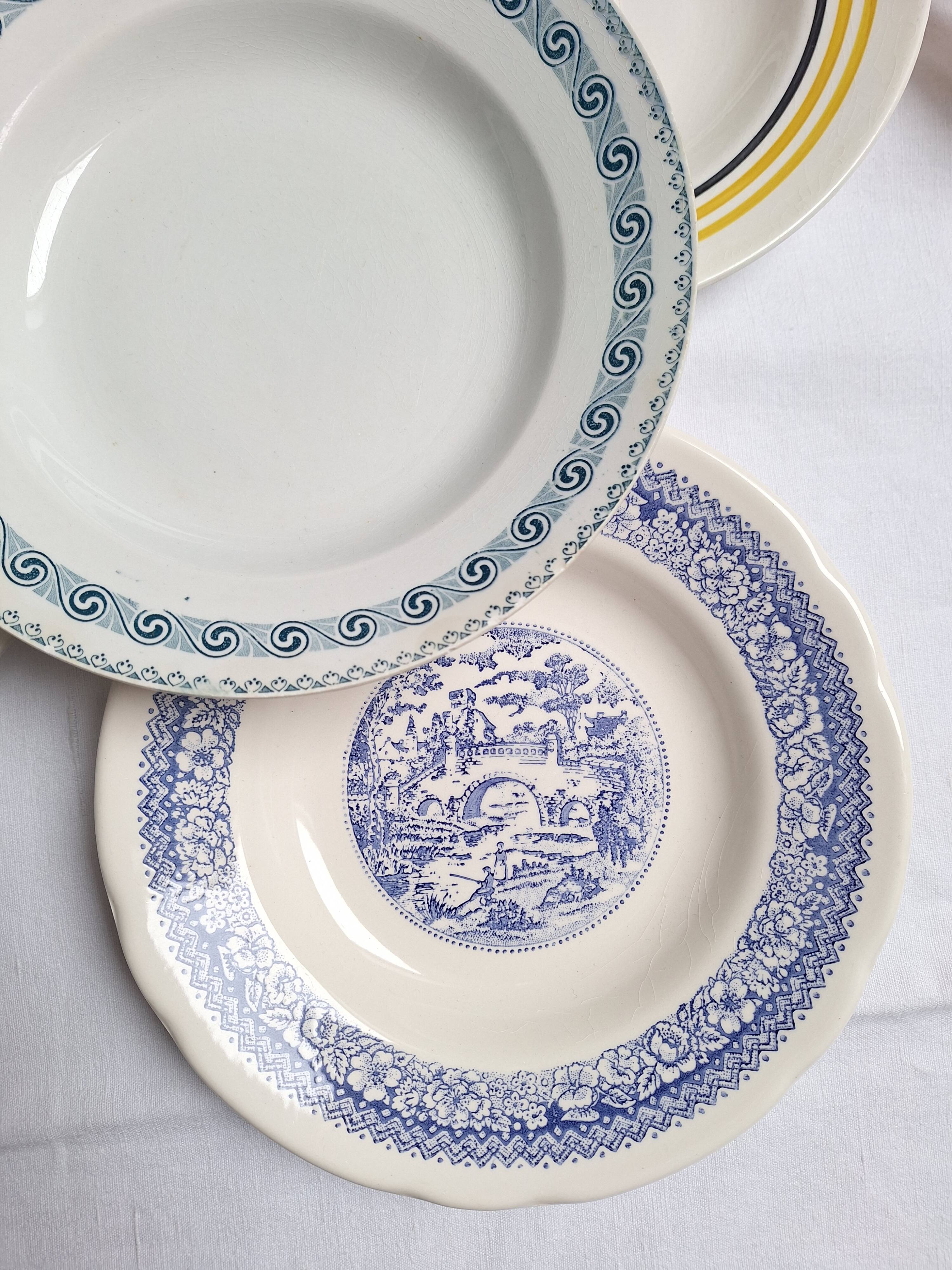 St Amand and Moulin des Loups soup plates