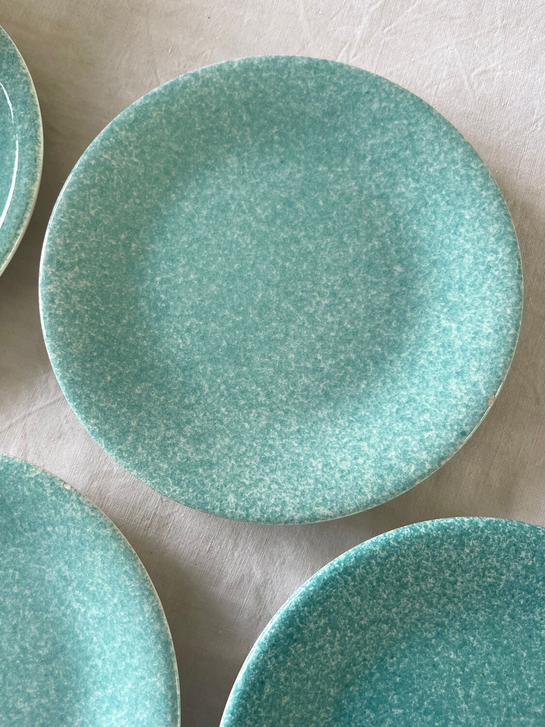 5 assiettes à dessert mouchetées Italiennes