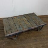 Industrial plant pallet coffee table