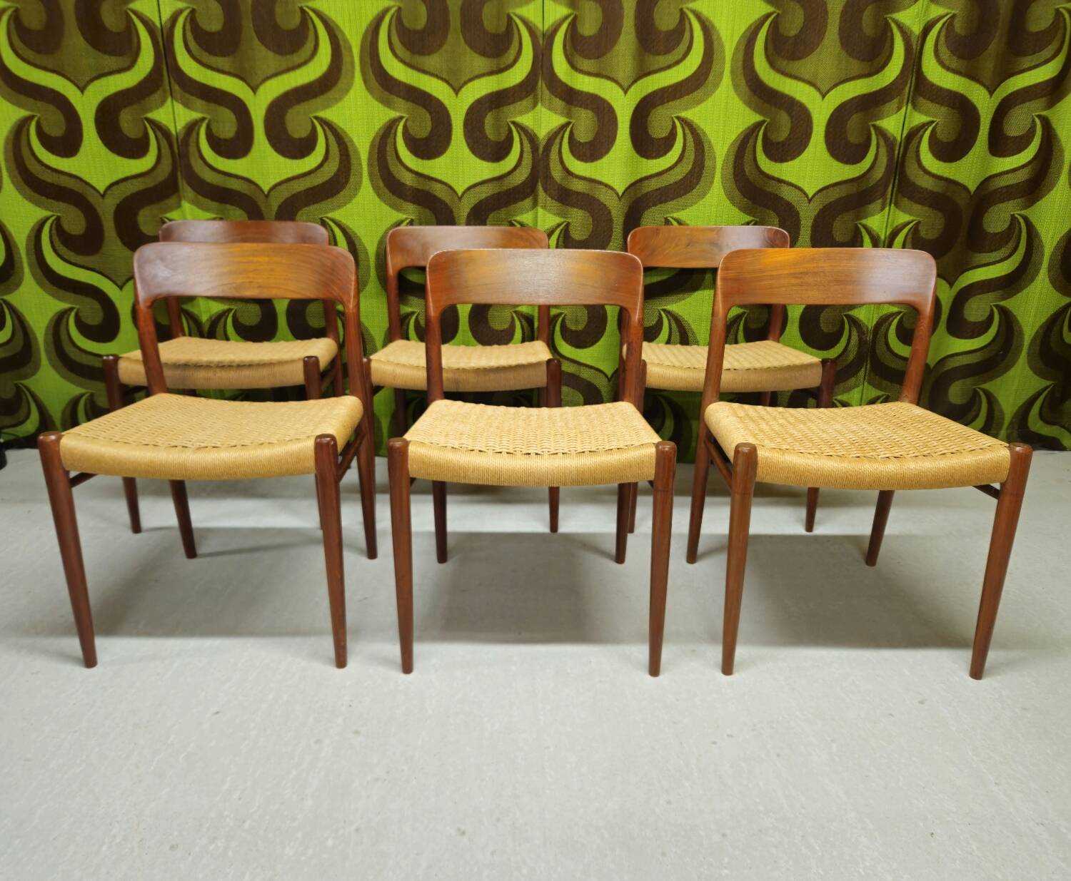 Set of 6 Møller teak chairs 1960