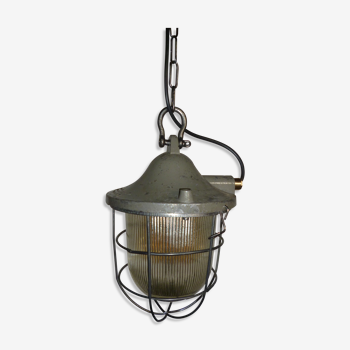 Industrial pendant light made in poland