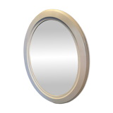 Oval mirror in white wood