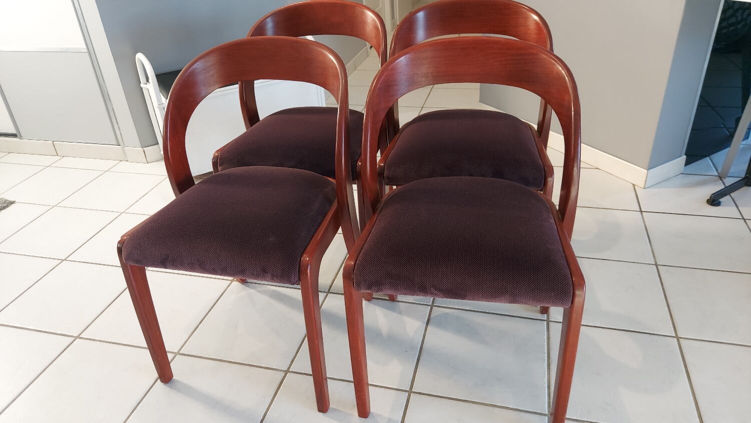 Set of 4 Gondola model chairs by Baumann vintage 1970s