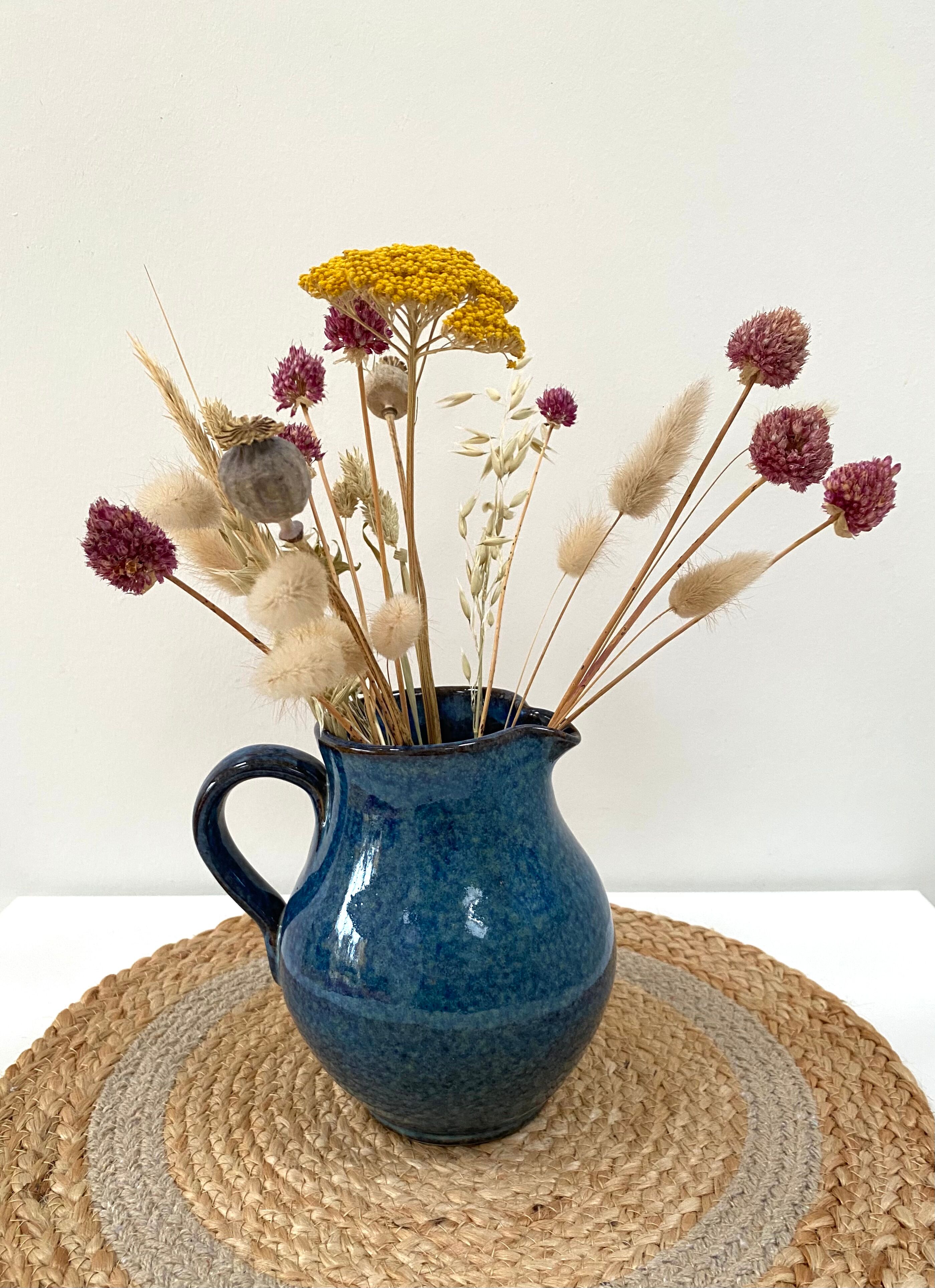 Pichet vase en grès bleu des Manufactures Normand