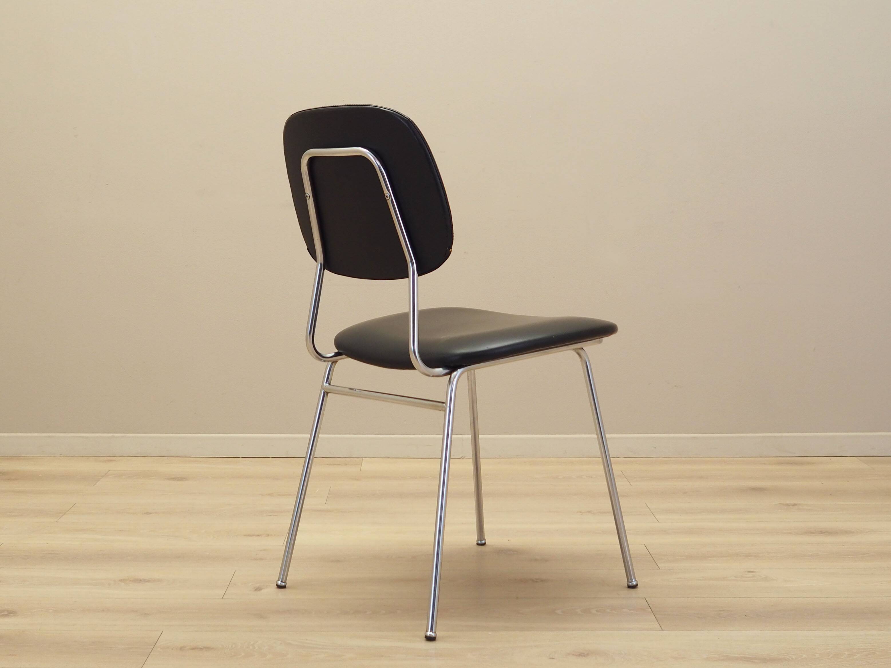 Chair, Italian design, 1970s, production: Italy