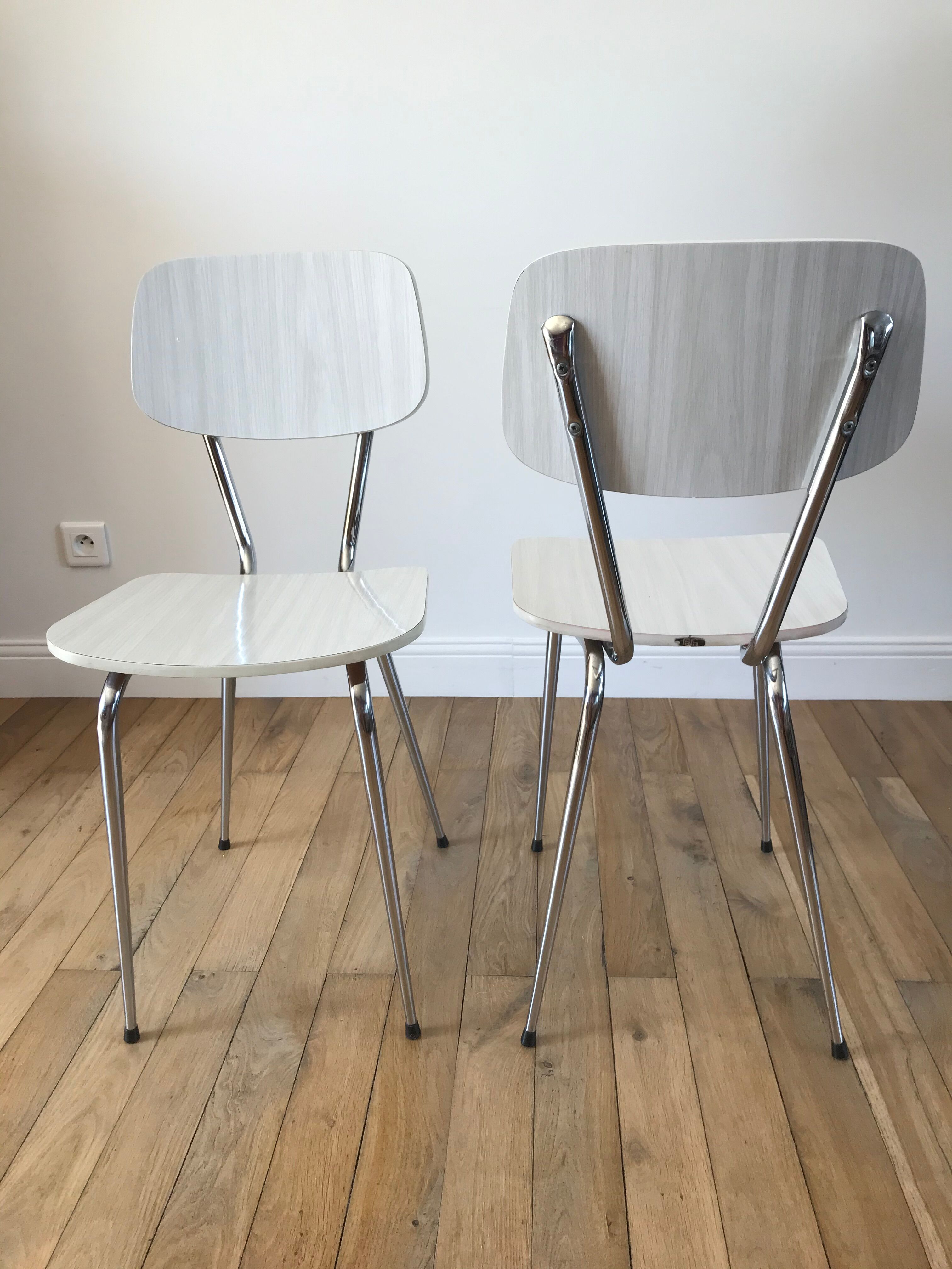 Pair of white Formica chairs 70s