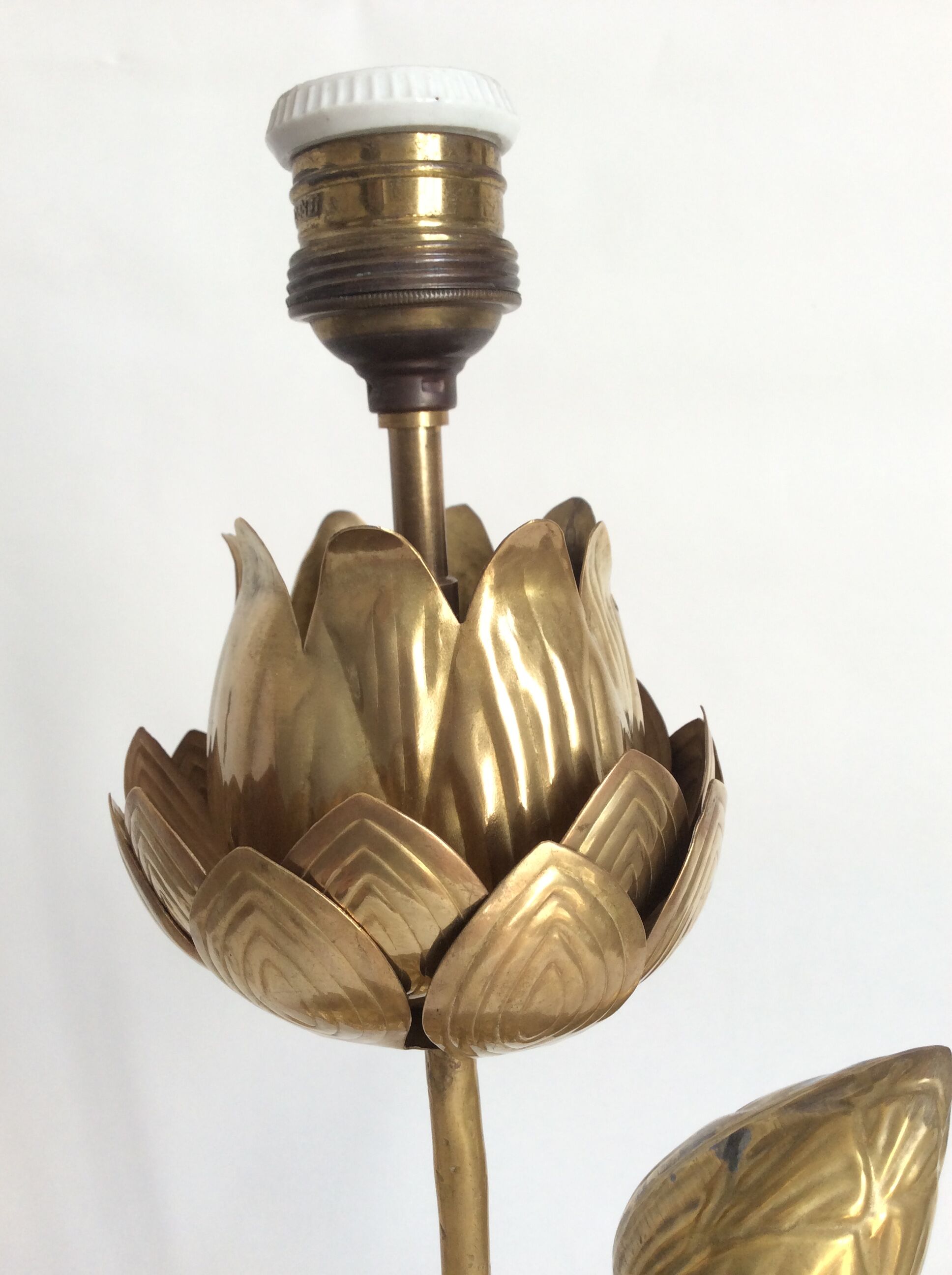 Table lamp "lotus flower" style hollywood regency