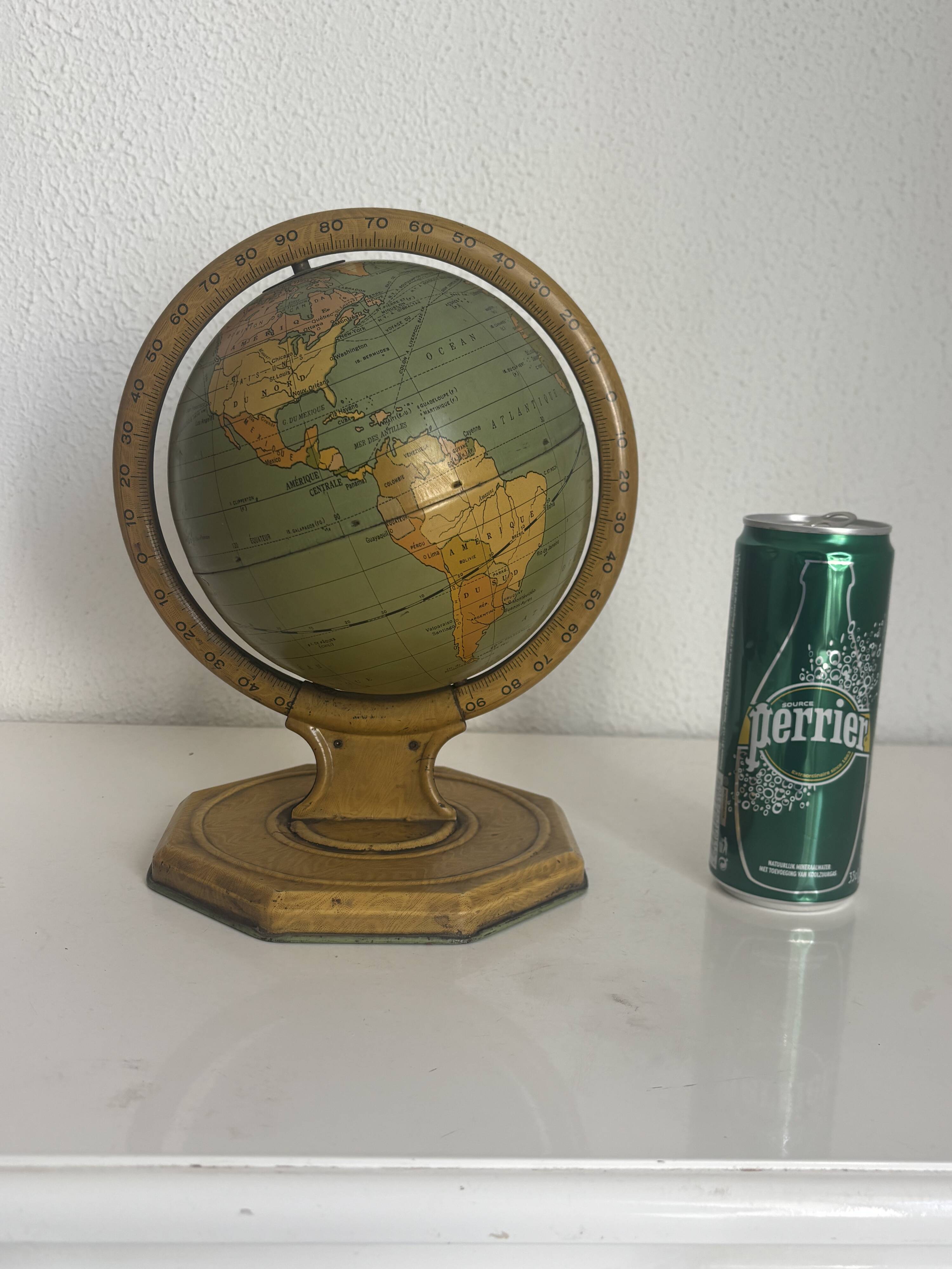 Vintage 1920 terrestrial globe world map metal USA - 25 cm
