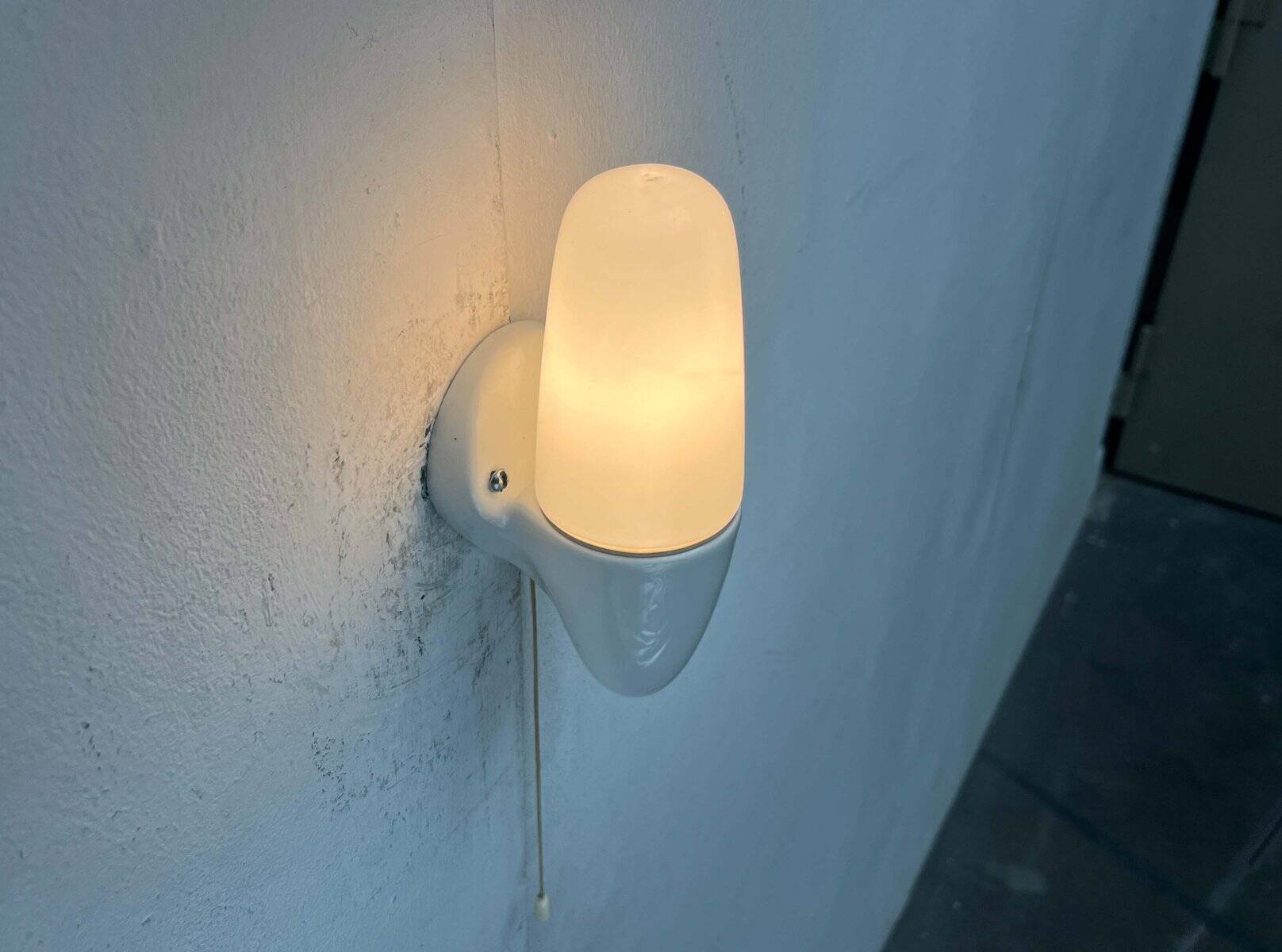 Mid-Century Modern German Ceramic 6065 Sconce by Wilhelm Wagenfeld for Lindner, 1950s