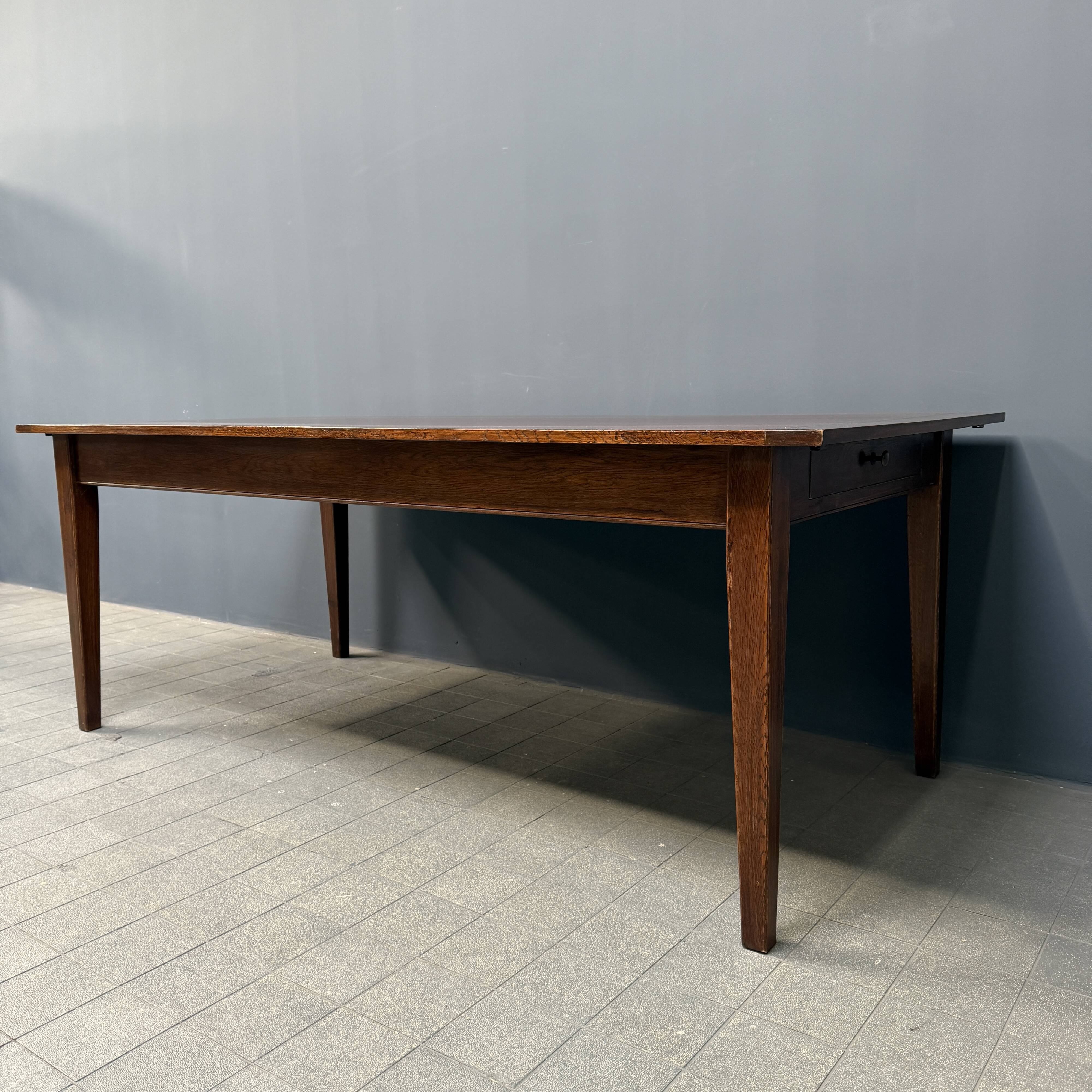 Large antique style oak extendable dining table