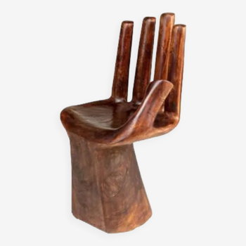 Minimalist hand armchair