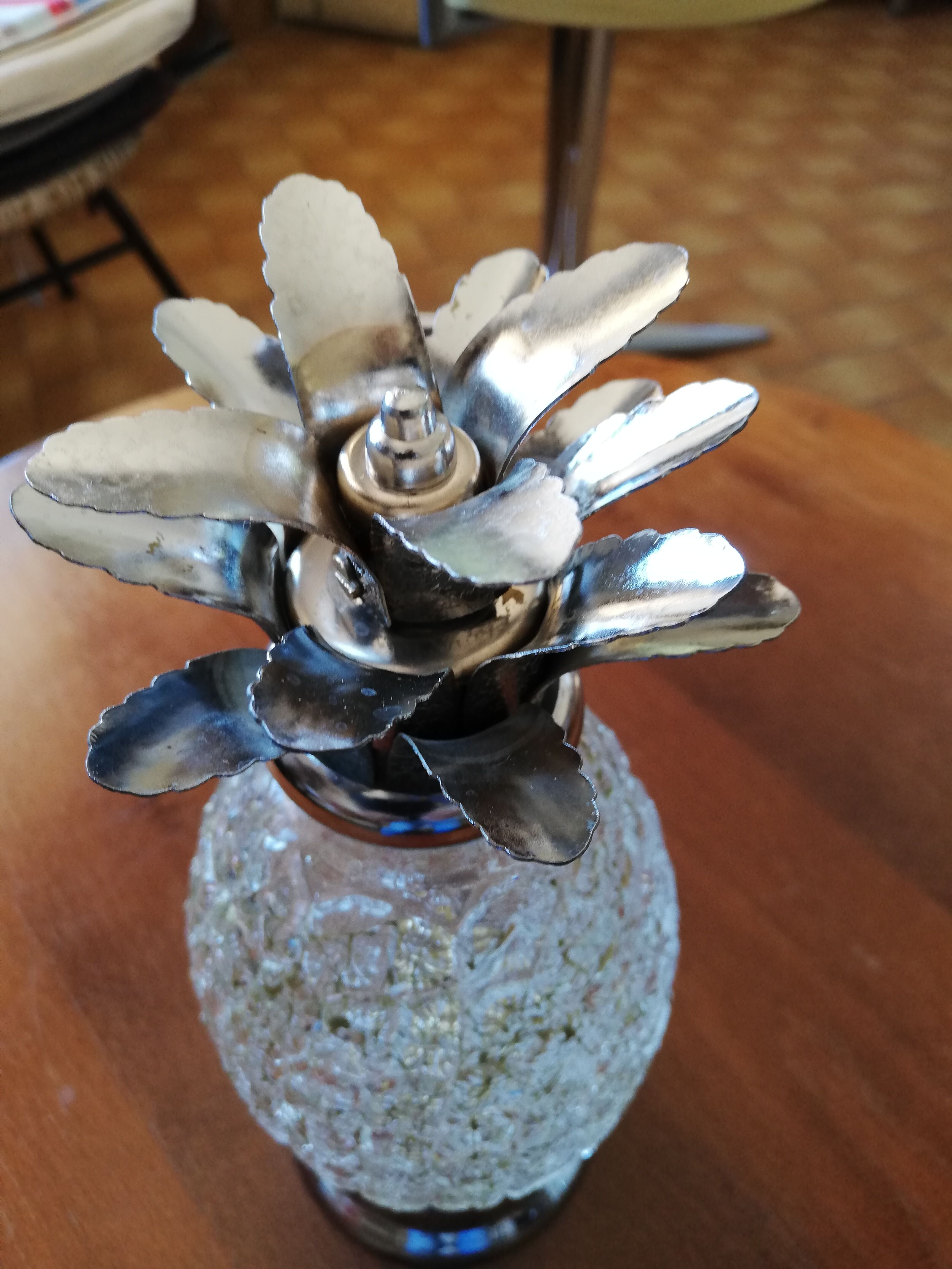 Pineapple shaped musical carafe