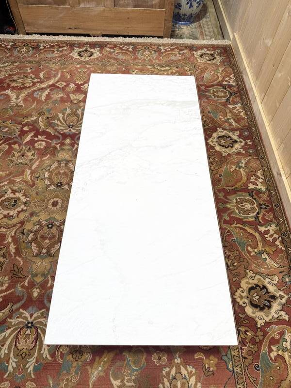 Table basse 1970 laiton et marbre de carrare