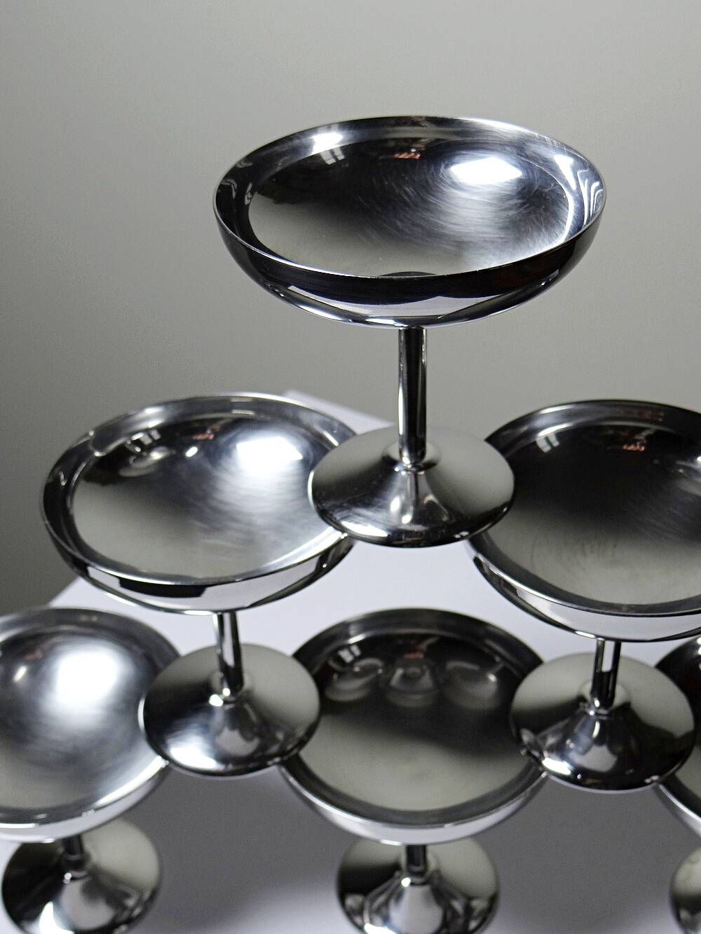 6 vintage dessert bowls on a pedestal in stainless steel in the style of Guy Degrenne.