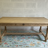 Farm table and its 2 solid oak benches.