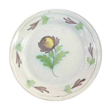 Assiette cul noir 19 eme en faience de rouen de la metairie