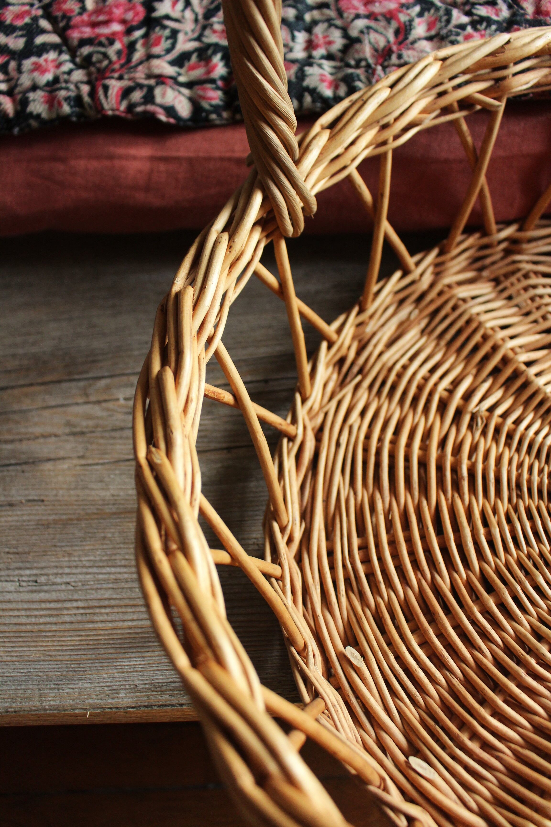 Vintage basket round Osier Large cove