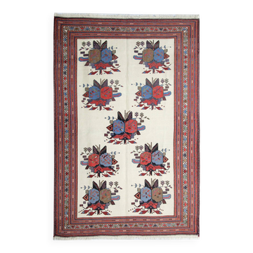 Tapis Kilim Afshar Sumakh couleur crème, motif floral, fait main en laine, 212 x 120 cm