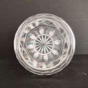 Ensemble de trois vases en cristal et en verre
