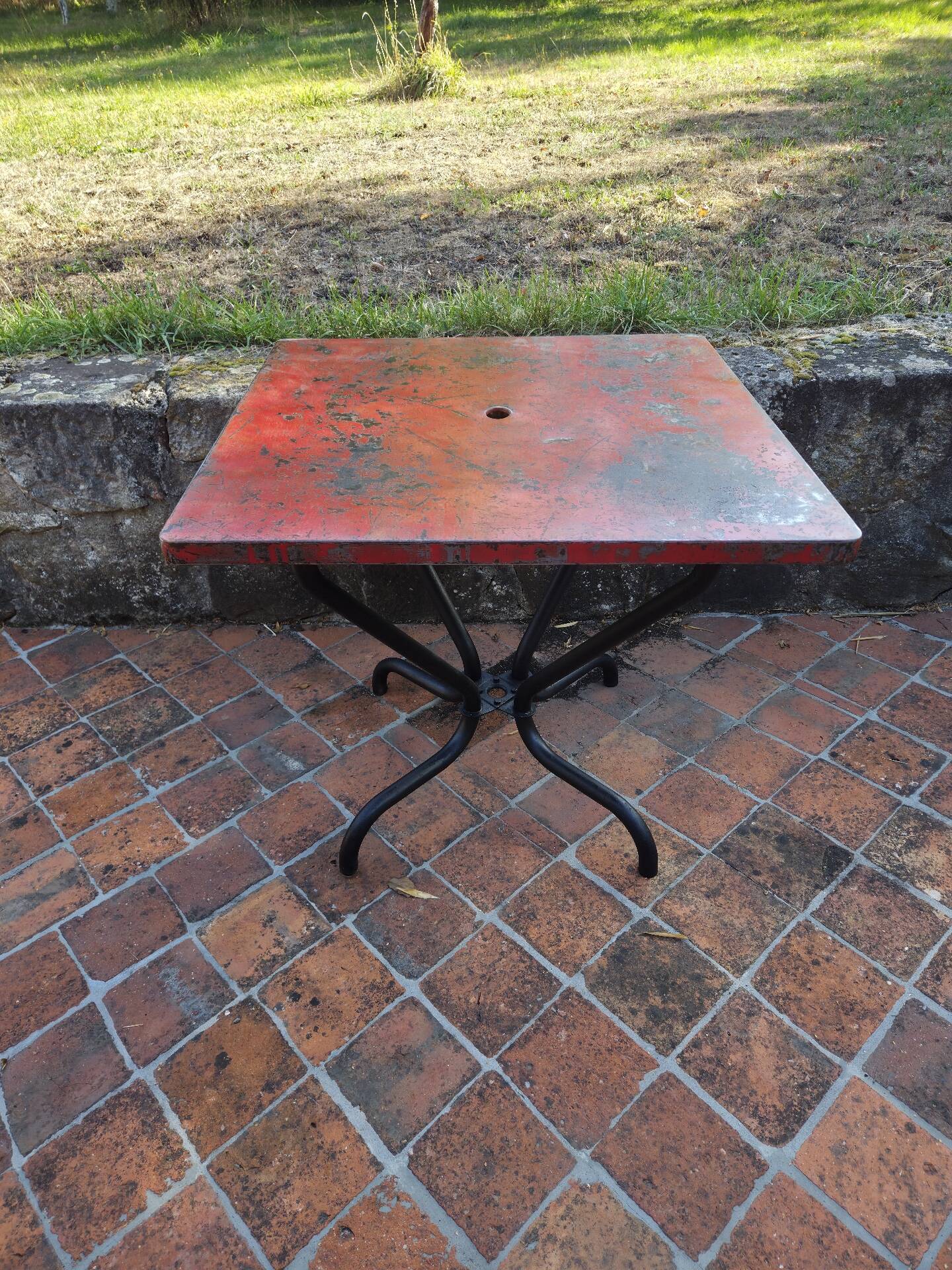 Bistro table Tolix vintage/industrial red