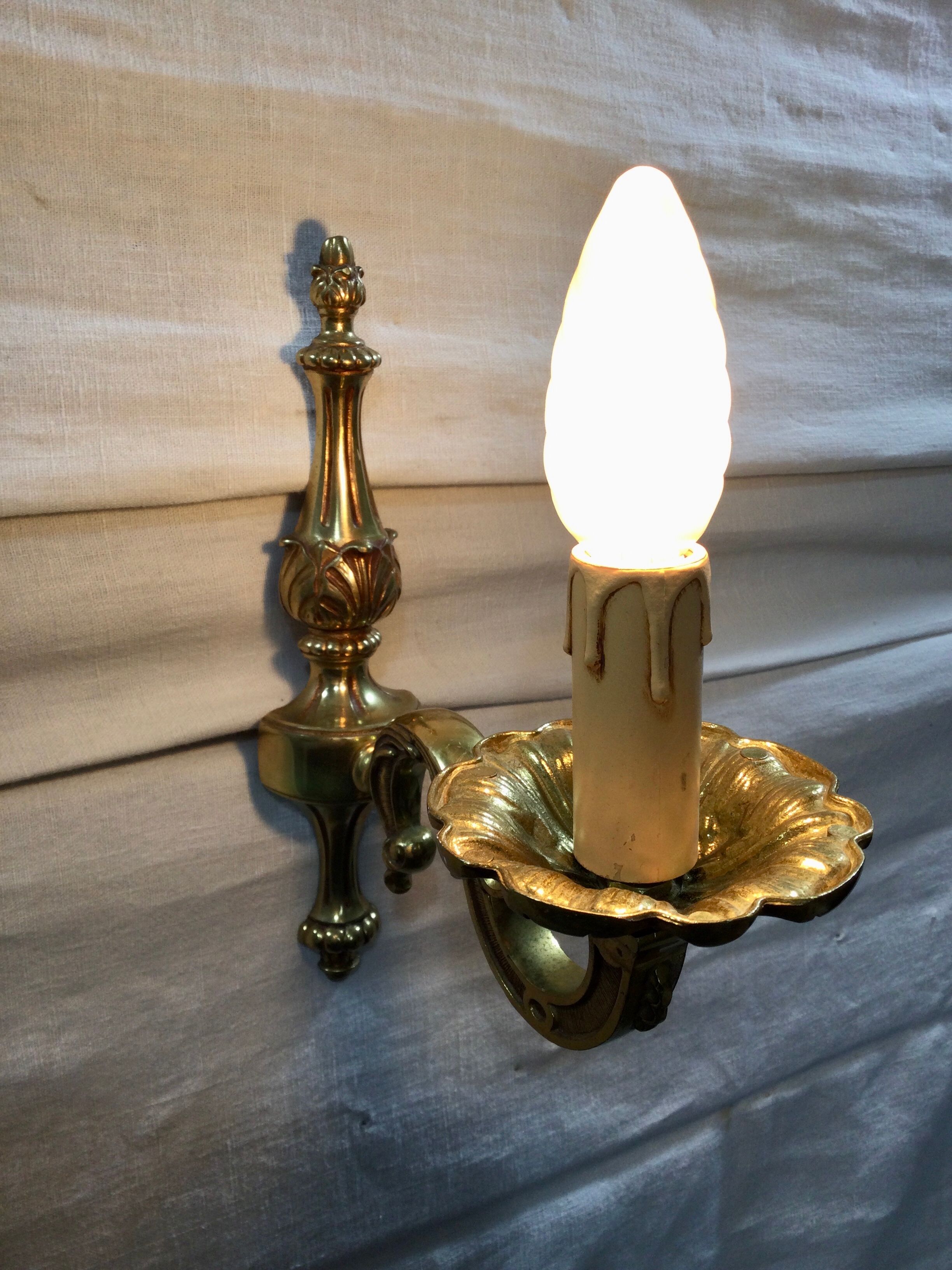 Sconce 1 bronze light in Louis XV style
