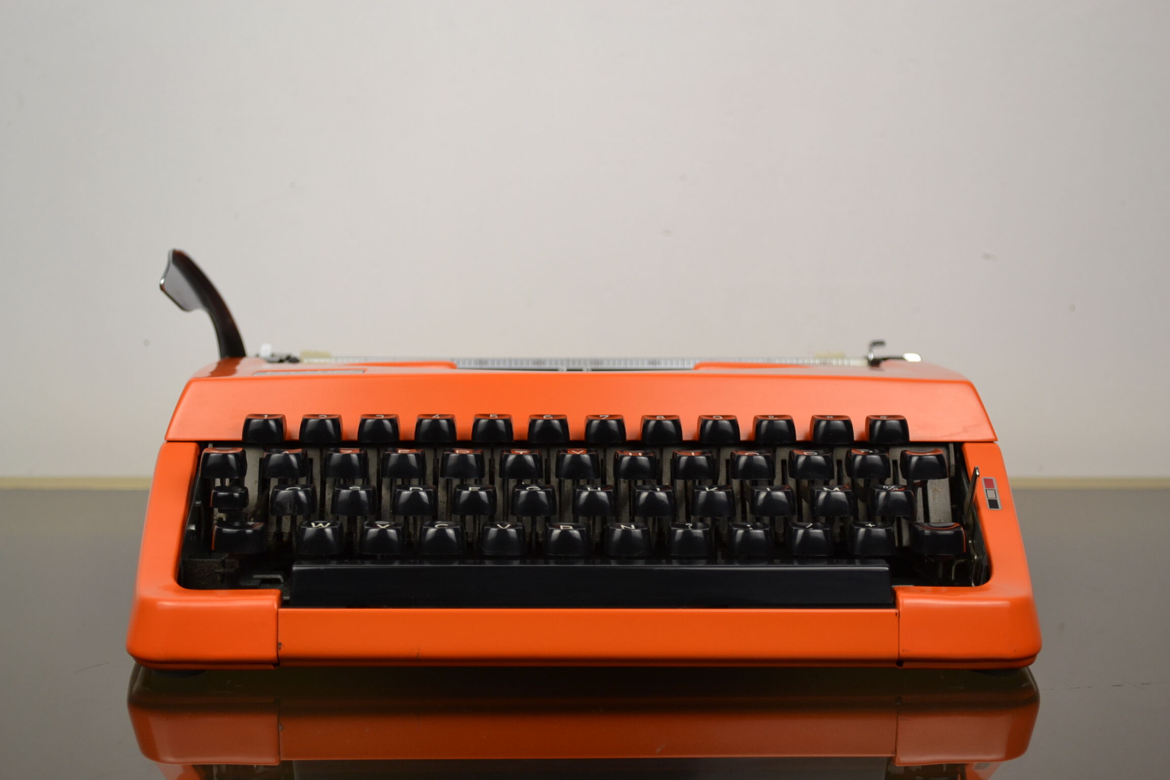 TYPEwriter Brother 210 orange 1975