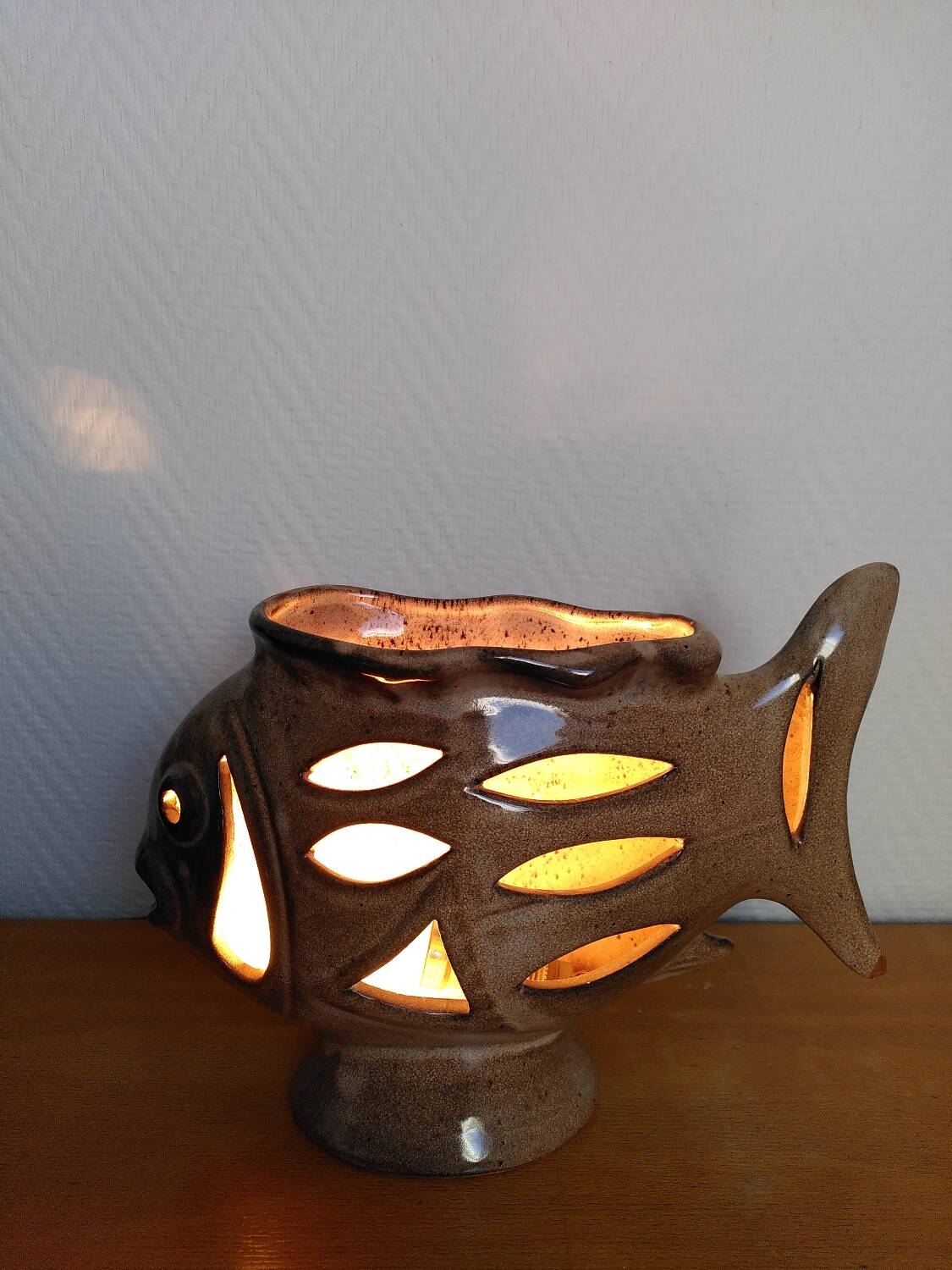 Ceramic fish lamp