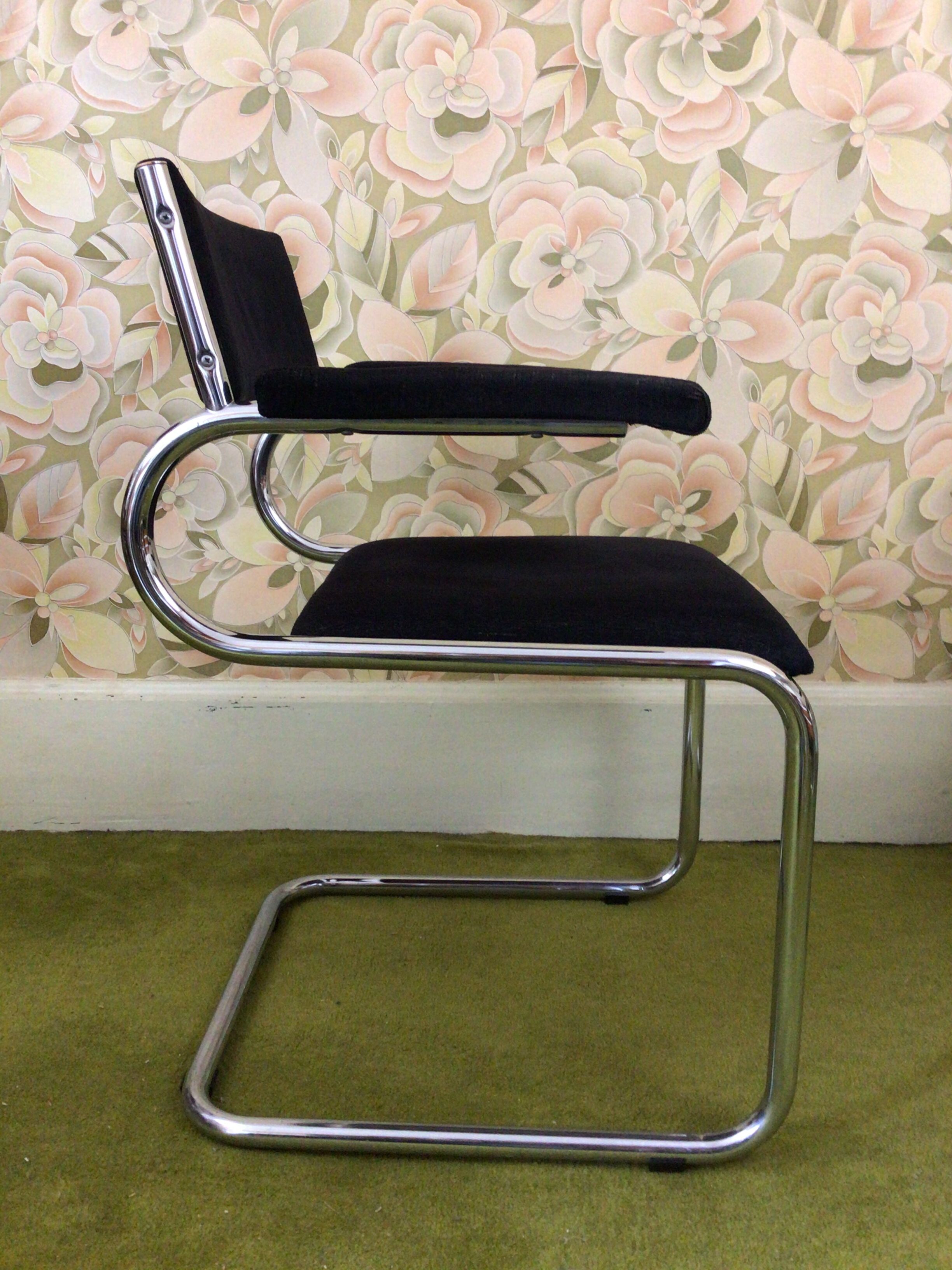 Suite of 3 chairs 70s