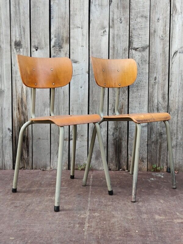 Vintage industrial chair Tubax in wood and metal