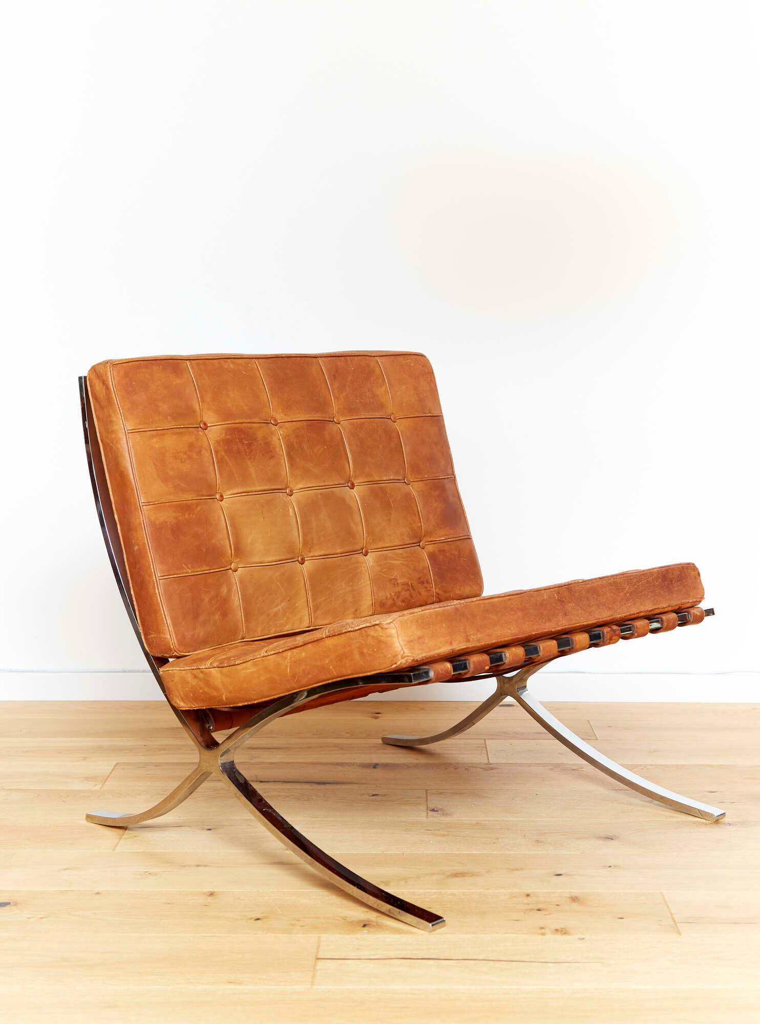 Ludwig Mies van der Rohe MR90 Barcelona armchair