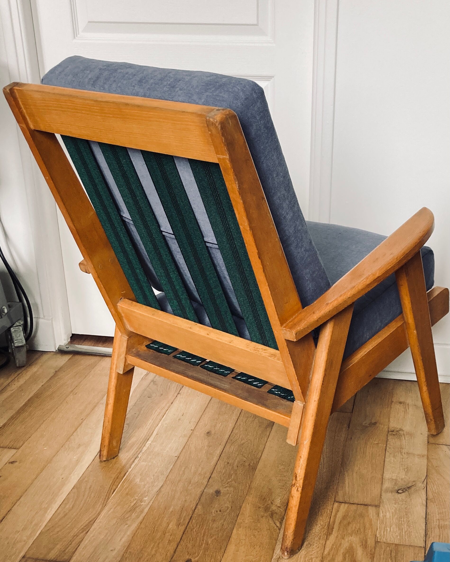 Scandinavian armchair 70