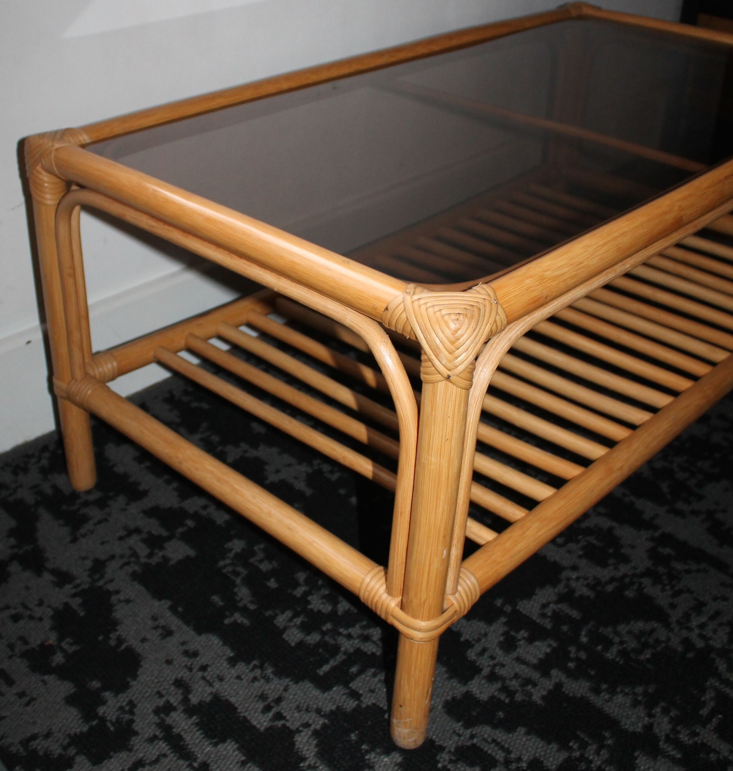 Table low vintage 70' rattan